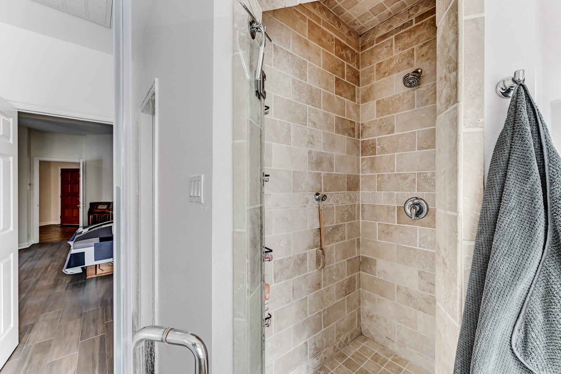 22623 Three Pines Drive, Hockley, TX 77447 Beautiful tiled walk-in shower in primary suite