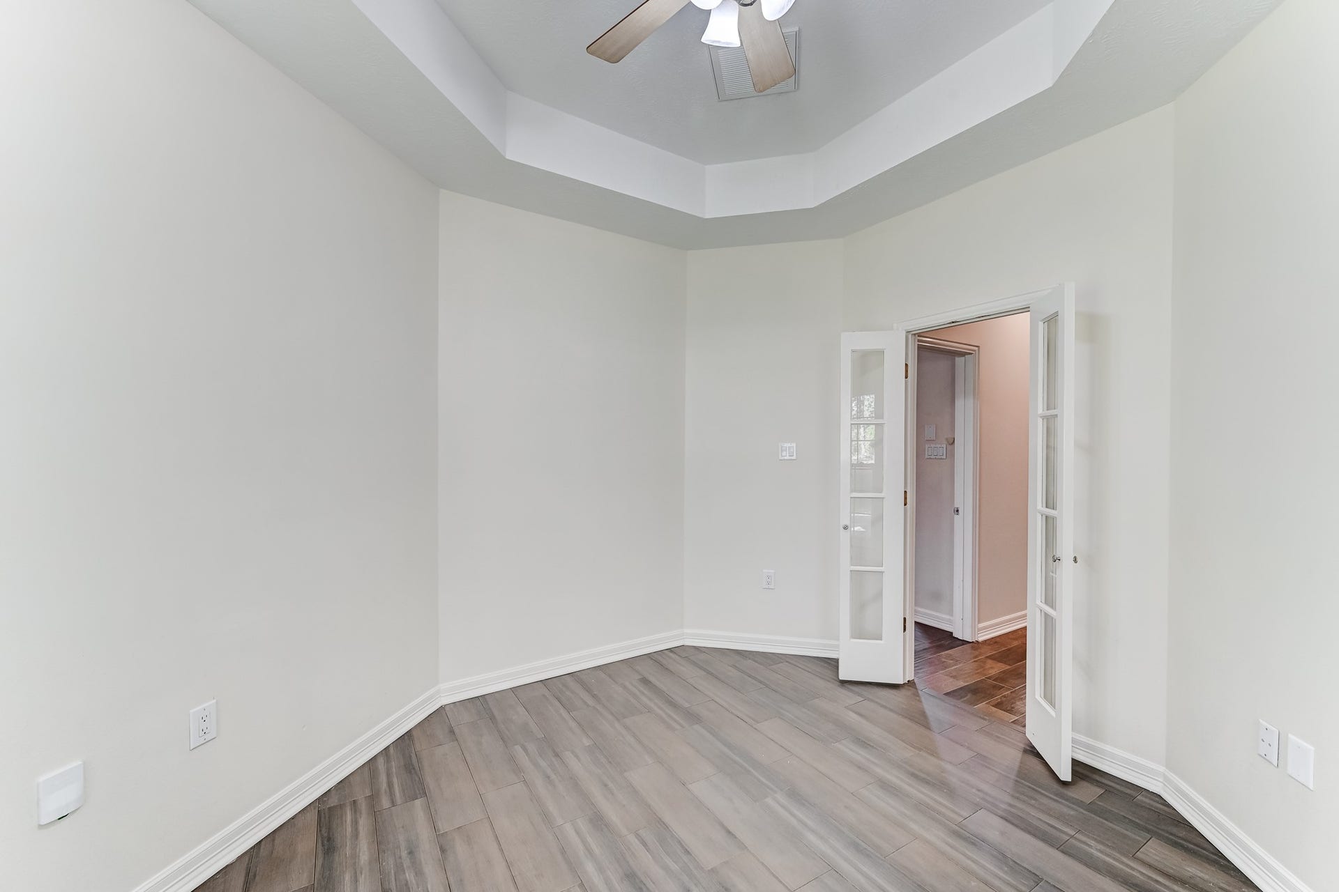 22623 Three Pines Drive, Hockley, TX 77447 This study could be used for a 4th BR