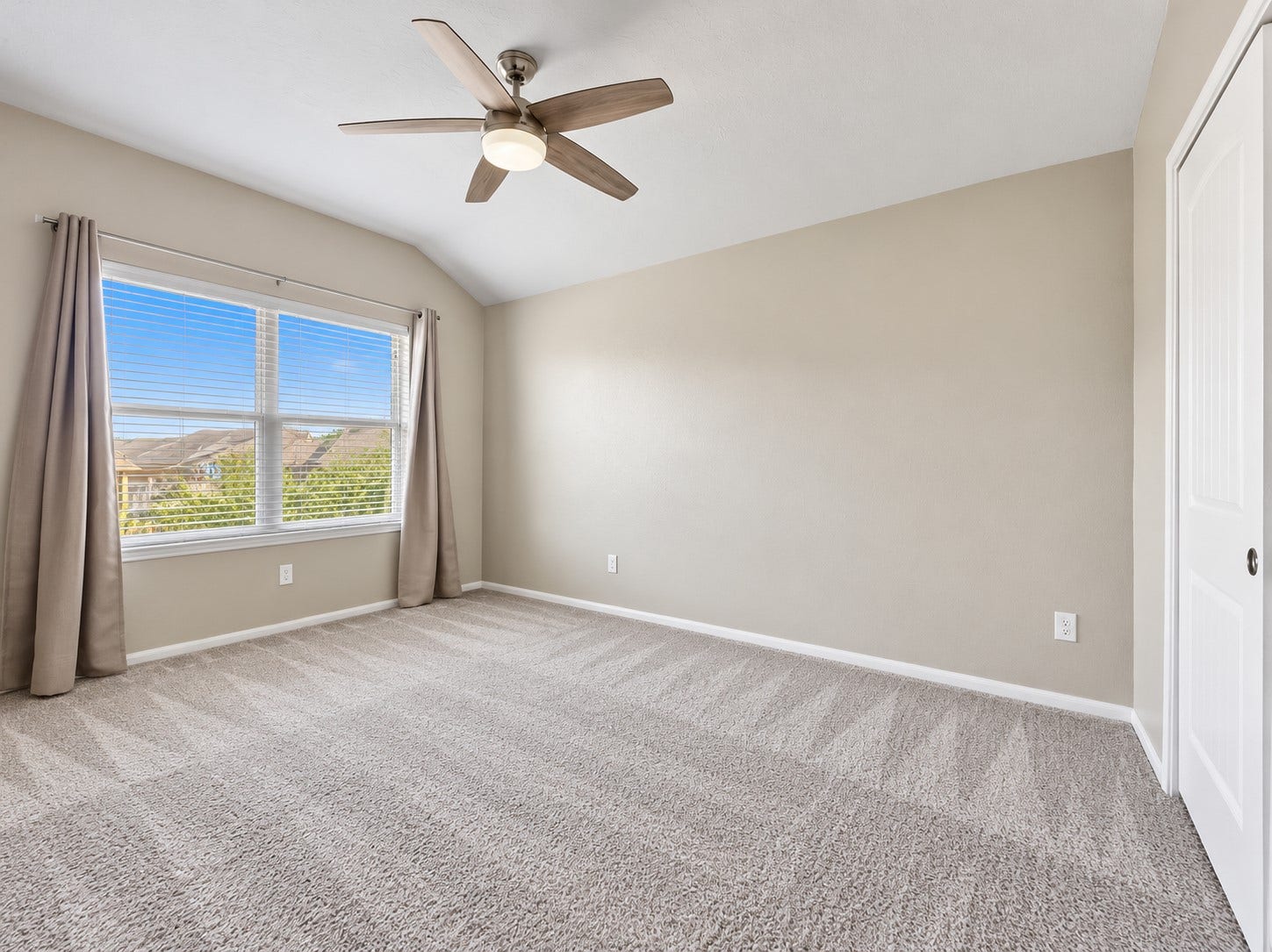 8155 Aleppo Pine Lane, Cypress, TX 77433 8155 Aleppo Pine Lane, Cypress, TX 77433
