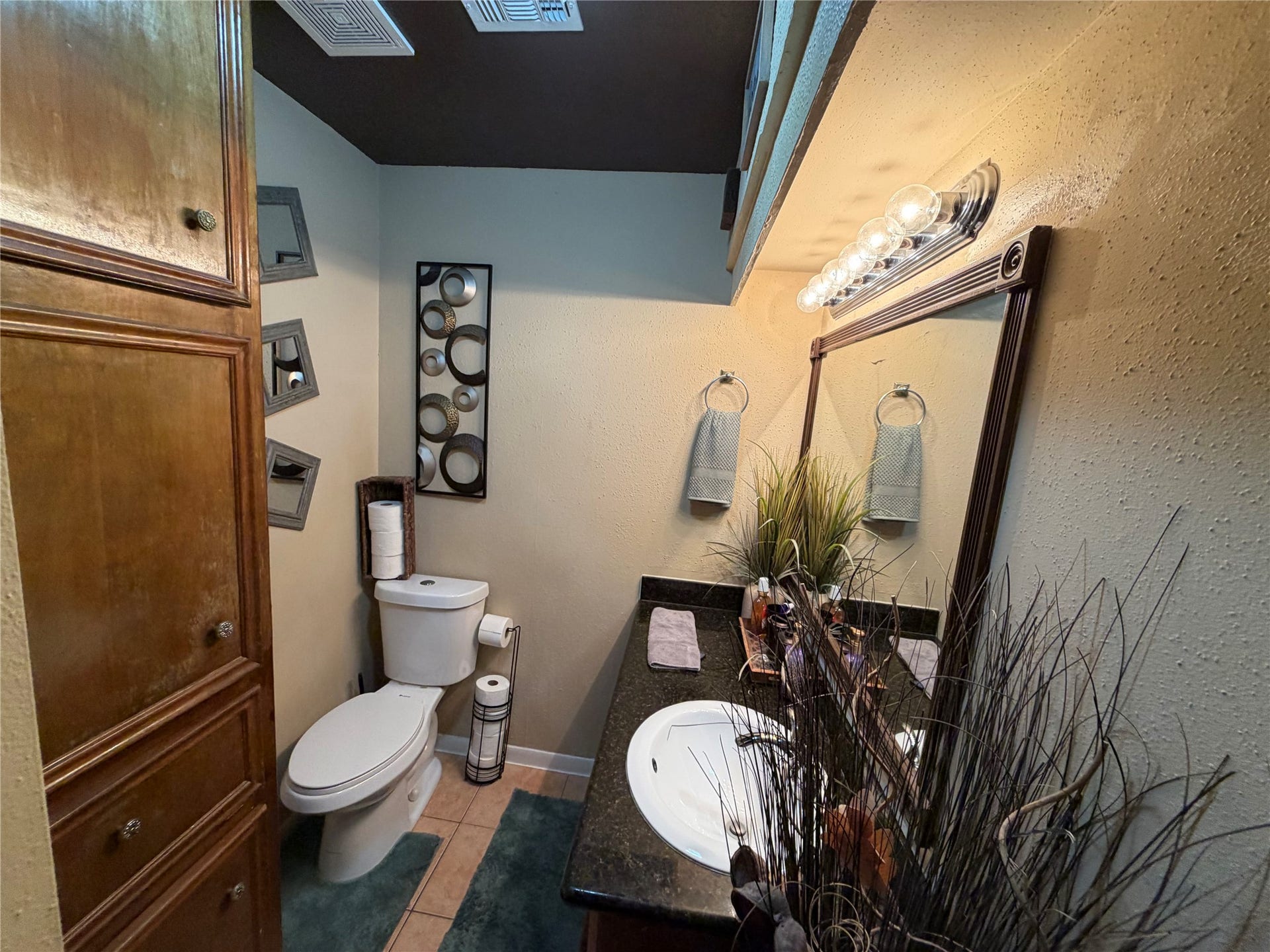 6626 Trigate Drive, Houston, TX 77489 6626 Trigate Drive, Houston, TX 77489