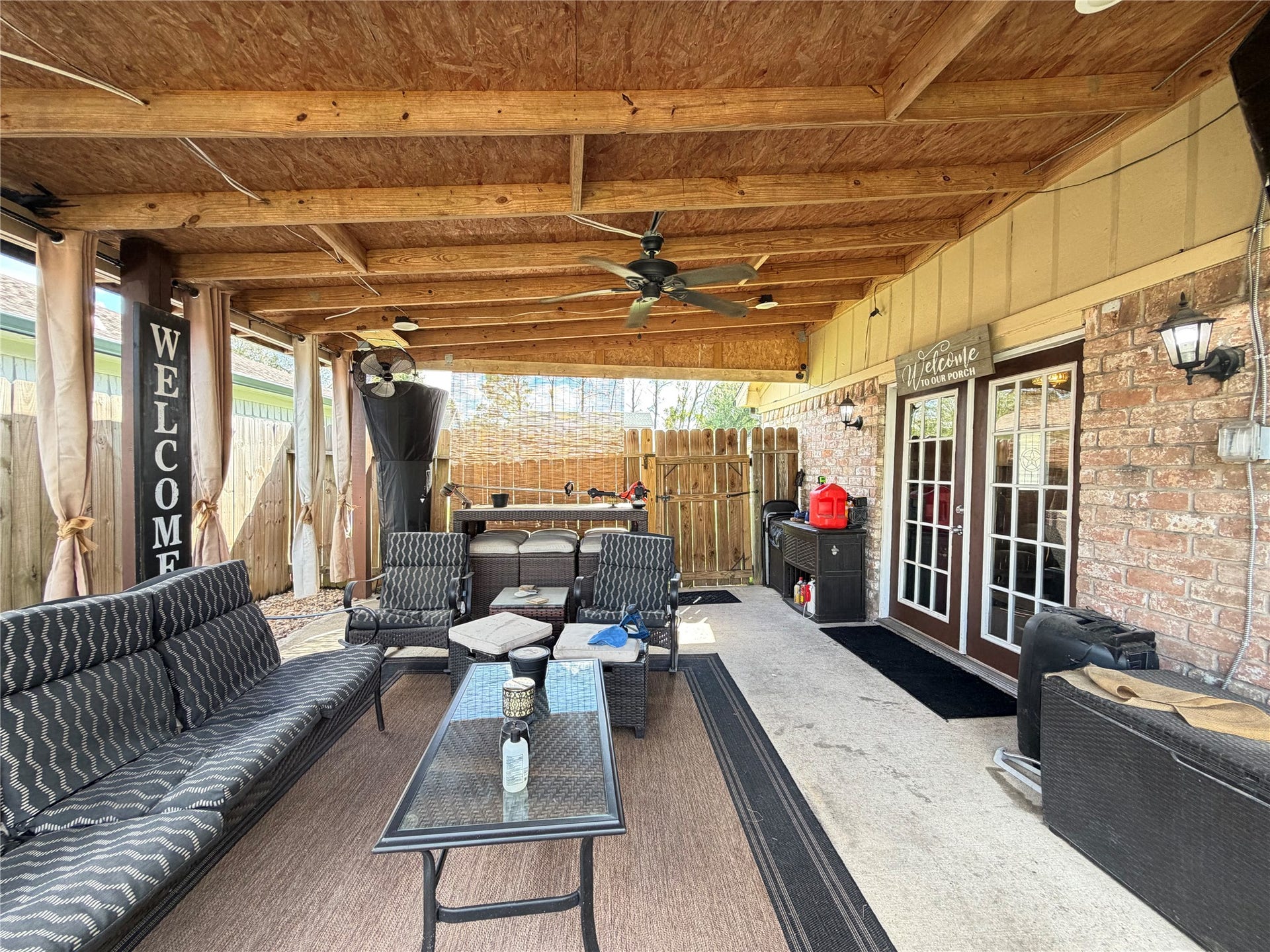 6626 Trigate Drive, Houston, TX 77489 6626 Trigate Drive, Houston, TX 77489