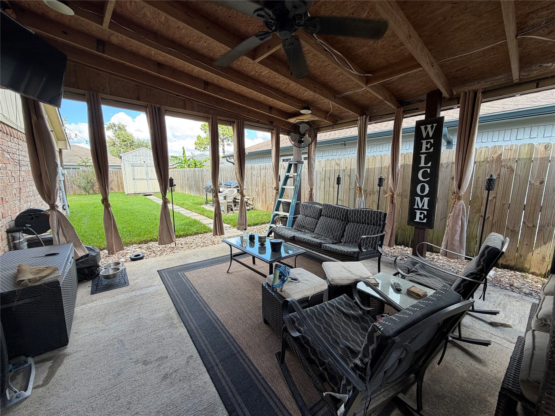 6626 Trigate Drive, Houston, TX 77489 6626 Trigate Drive, Houston, TX 77489