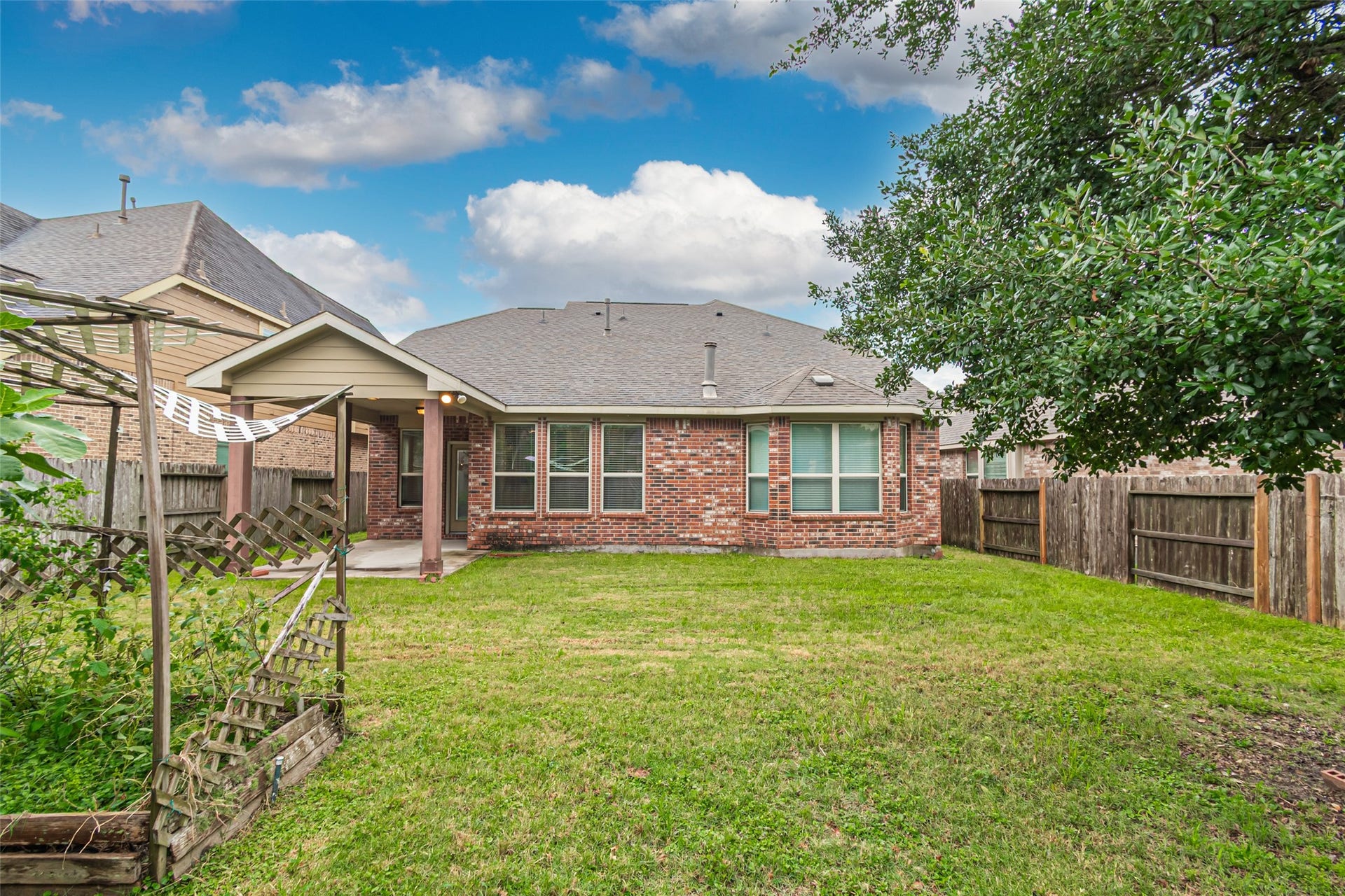 17626 Sauki Lane, Richmond, TX 77407
