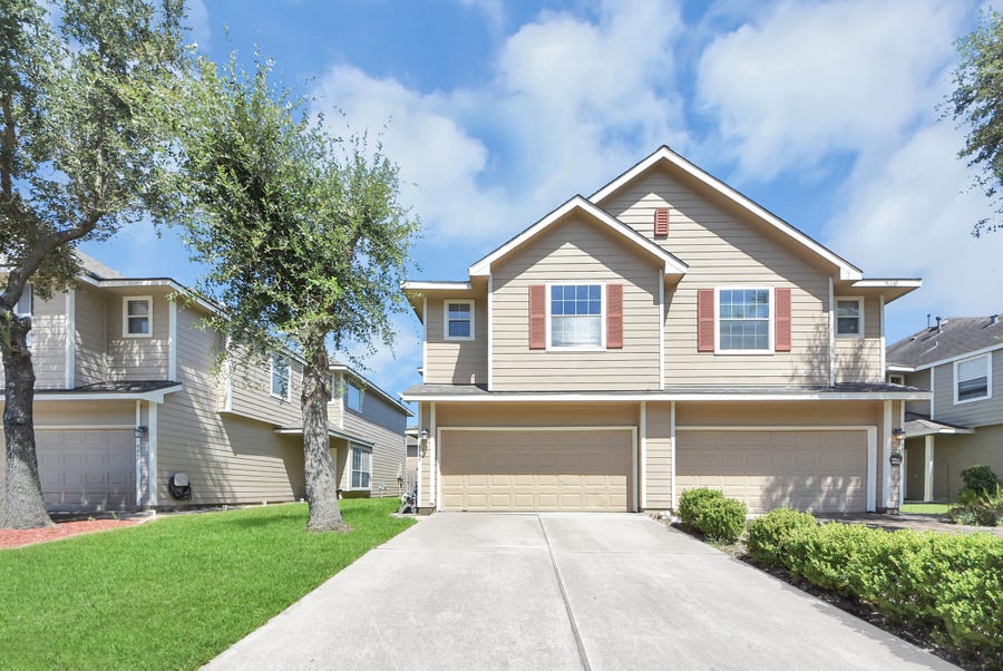 Property photo for 6209 Stoney Creek Drive, Pasadena, TX