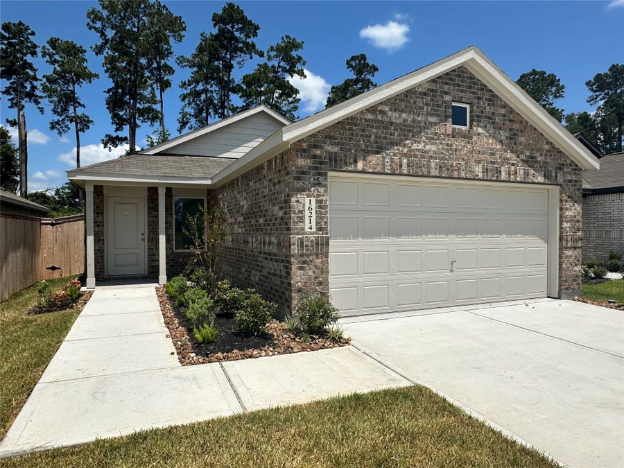 Property photo for 16214 Bergara Bend Drive, New Caney, TX