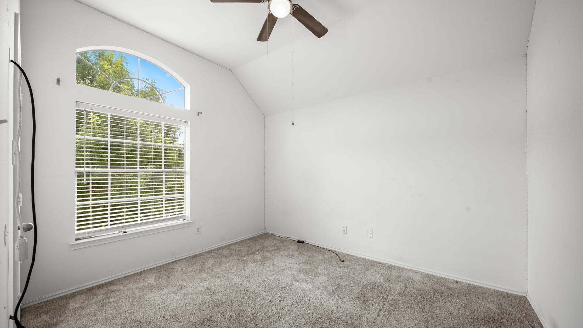 8107 Trophy Place Drive, Humble, TX 77346 8107 Trophy Place Drive, Humble, TX 77346