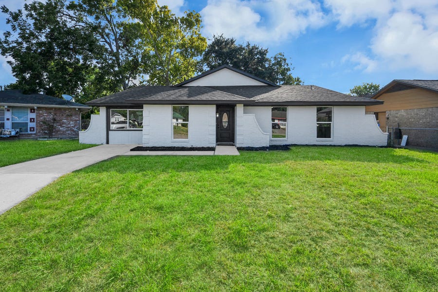 Property photo for 8610 Ardley Circle, Houston, TX