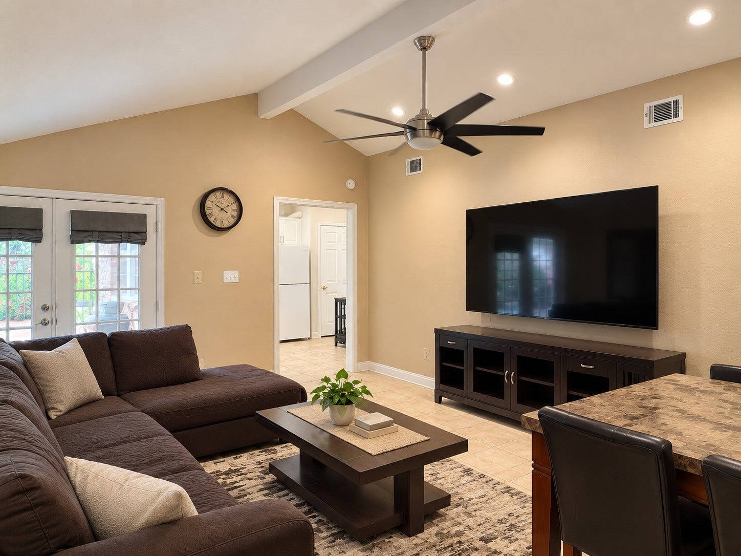 1103 County Road 281, Alvin, TX 77511 1103 County Road 281, Alvin, TX 77511