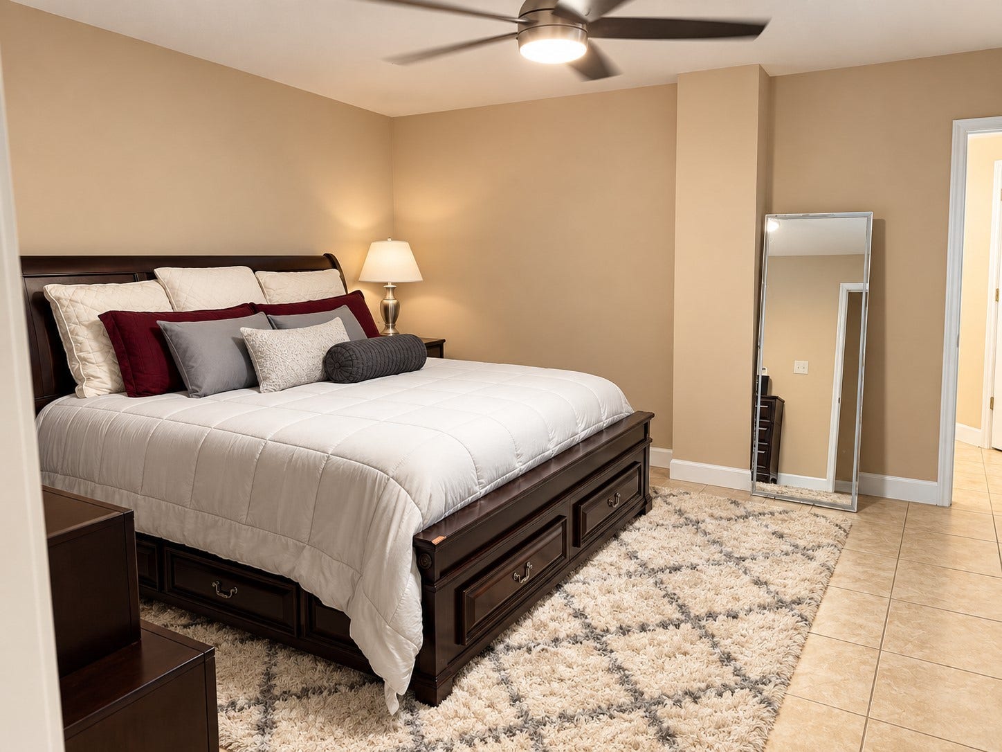 1103 County Road 281, Alvin, TX 77511 Primary bedroom