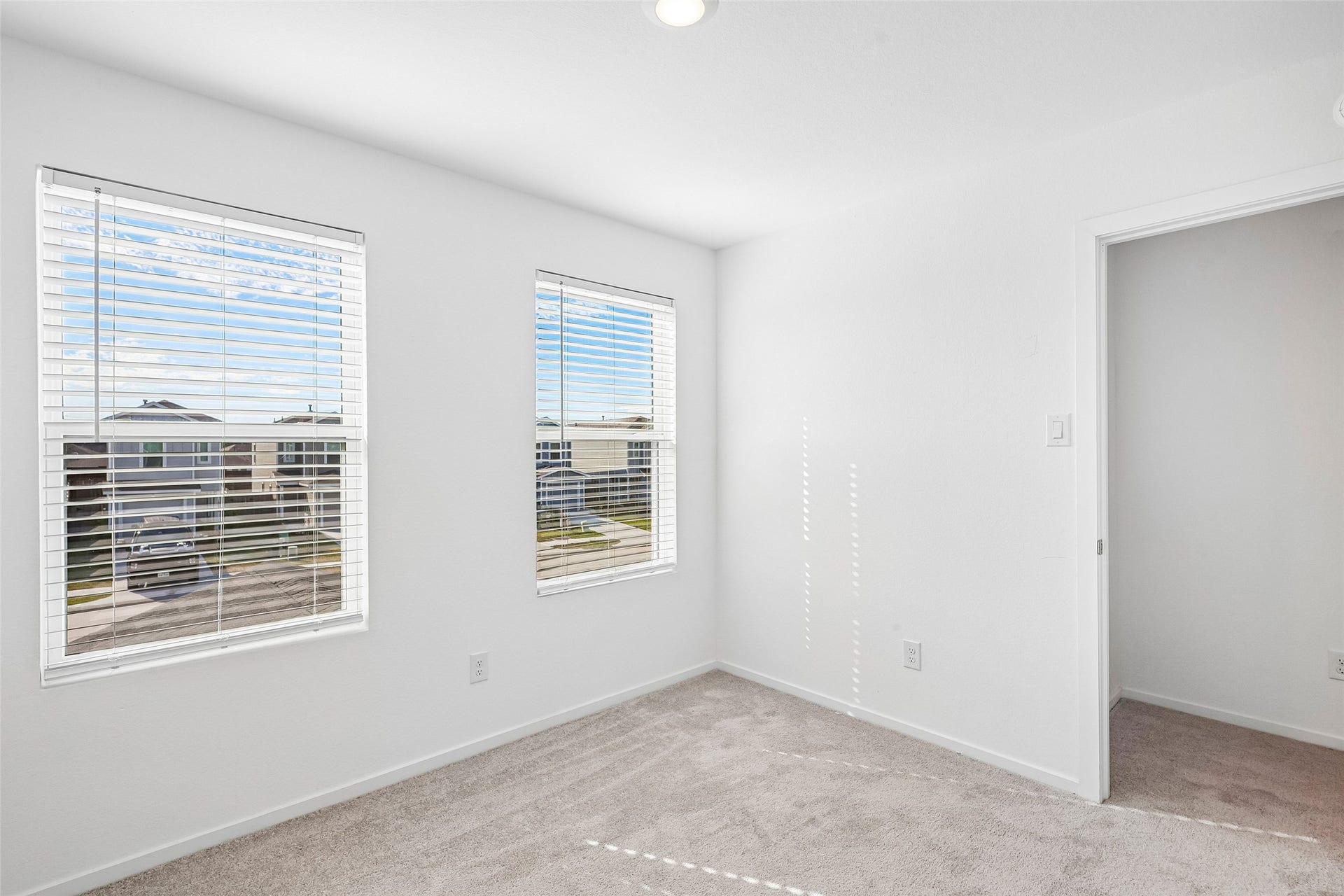 18271 Via Aurelia Drive, New Caney, TX 77357 18271 Via Aurelia Drive, New Caney, TX 77357