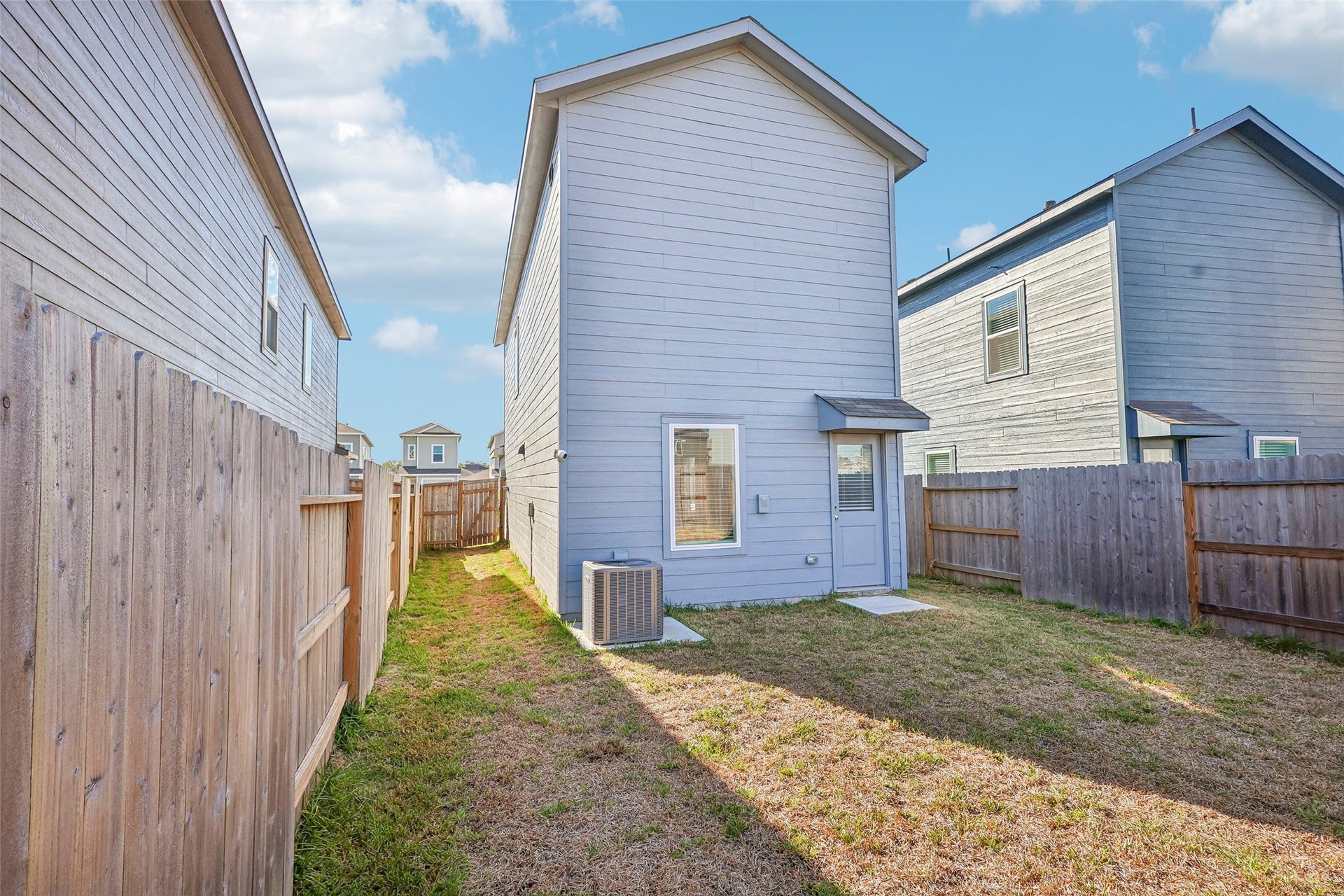 18271 Via Aurelia Drive, New Caney, TX 77357 18271 Via Aurelia Drive, New Caney, TX 77357