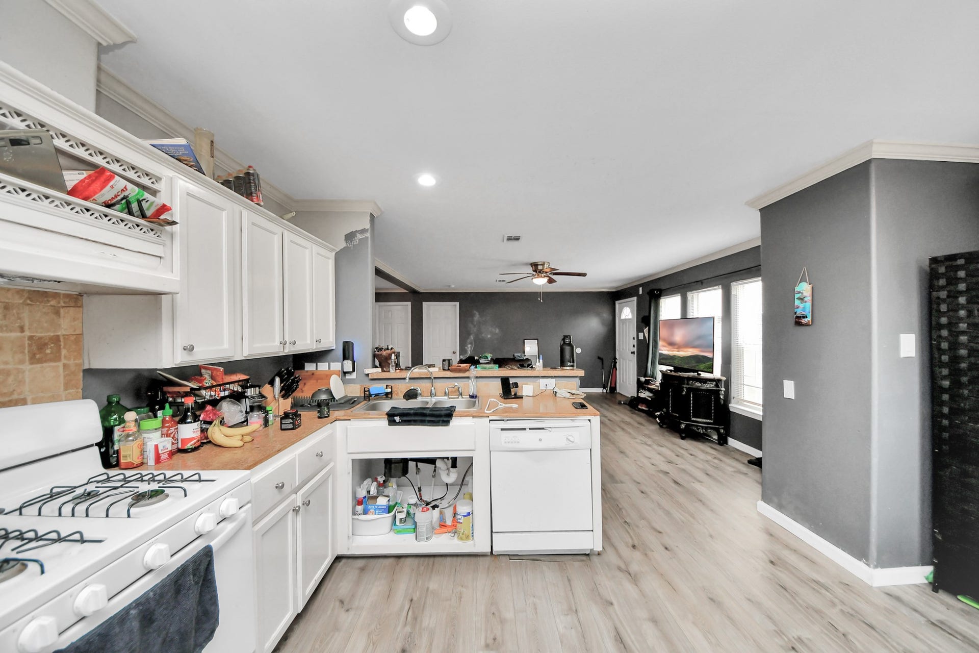 1074 South Lane, #A-B, Houston, TX 77088 1074 South Lane, #A-B, Houston, TX 77088