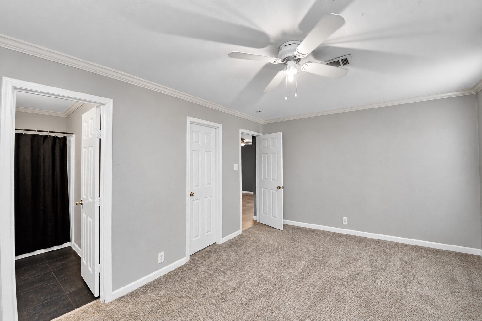 1074 South Lane, #A-B, Houston, TX 77088 1074 South Lane, #A-B, Houston, TX 77088