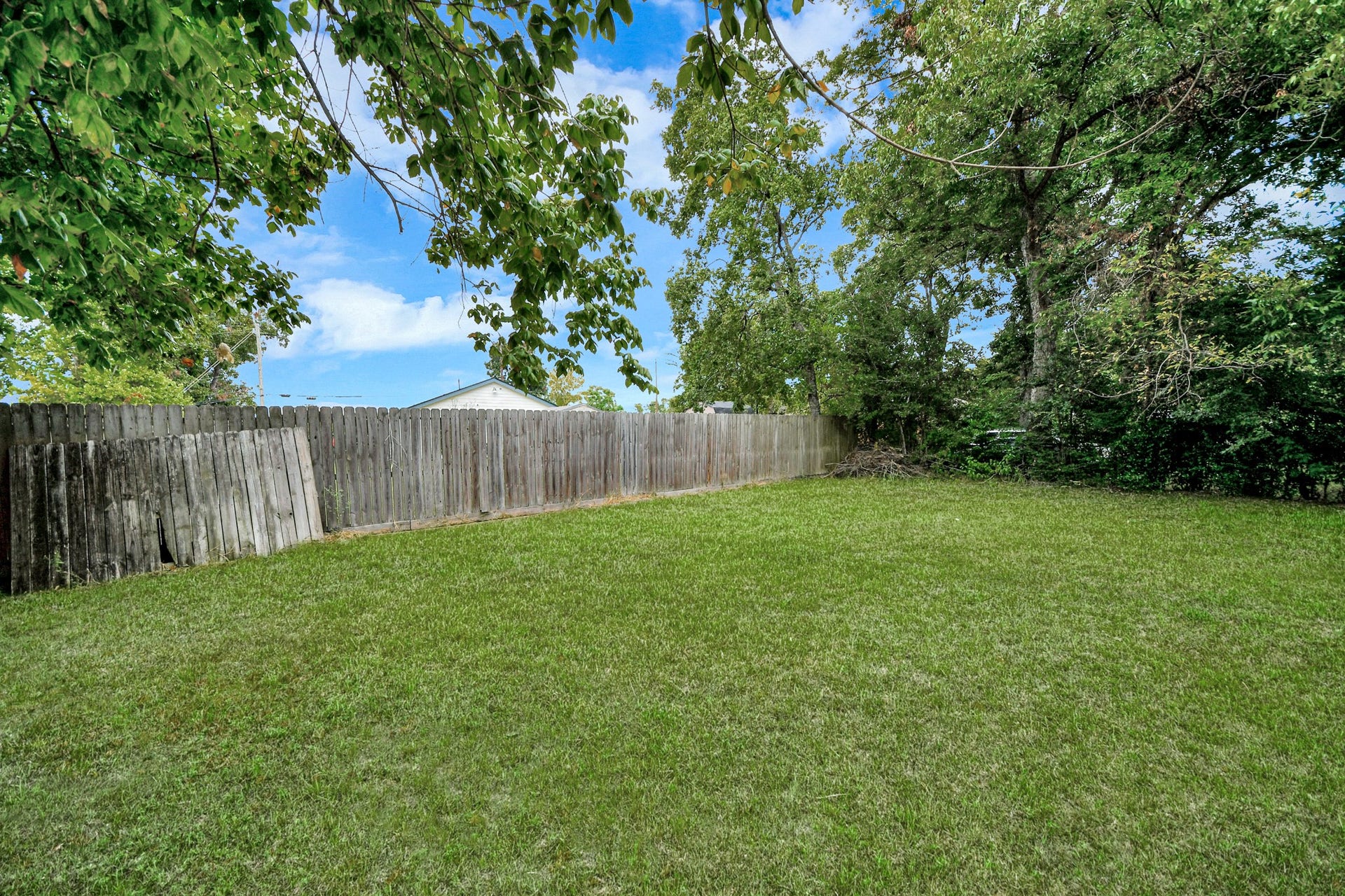 1074 South Lane, #A-B, Houston, TX 77088 1074 South Lane, #A-B, Houston, TX 77088