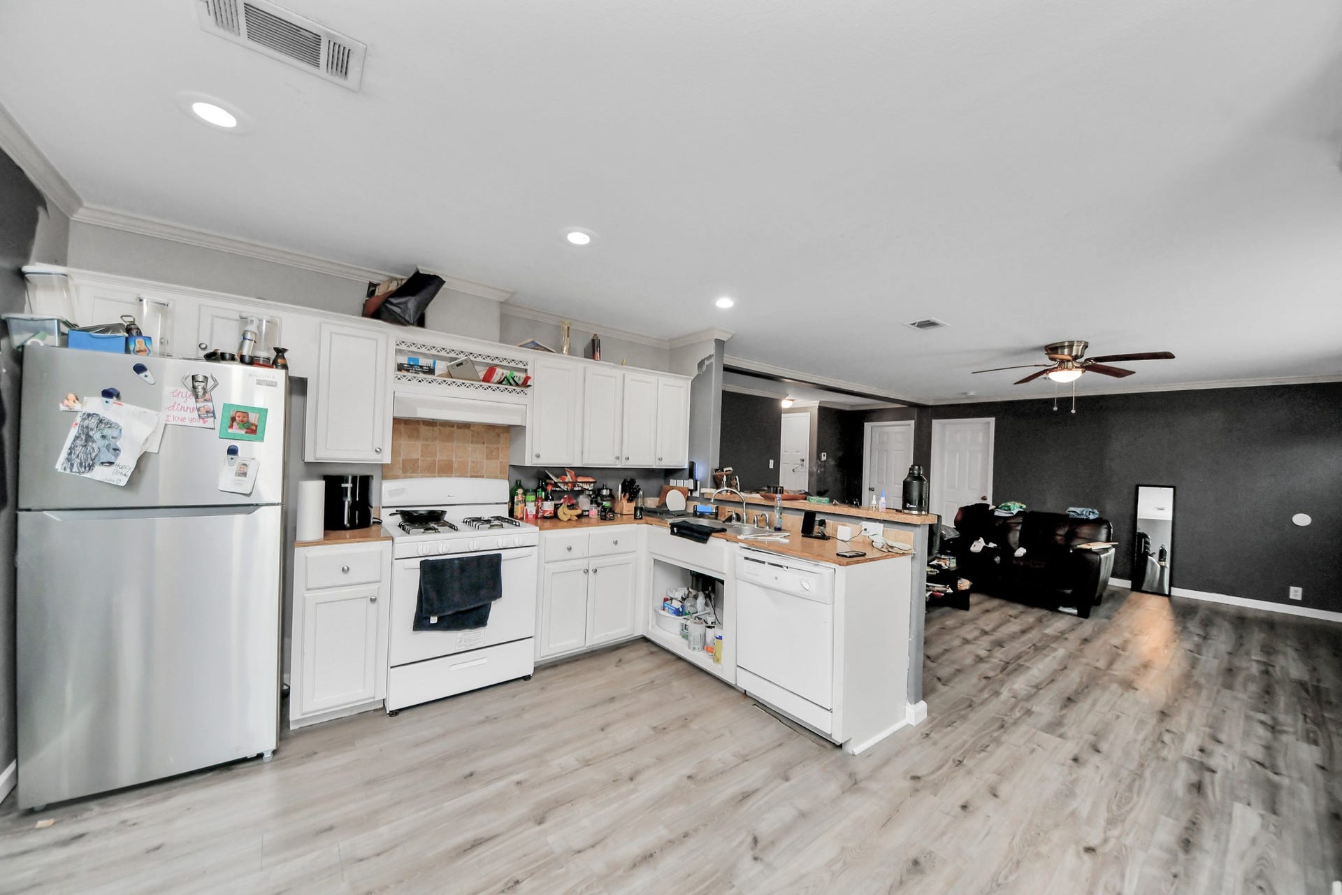 1074 South Lane, #A-B, Houston, TX 77088 1074 South Lane, #A-B, Houston, TX 77088