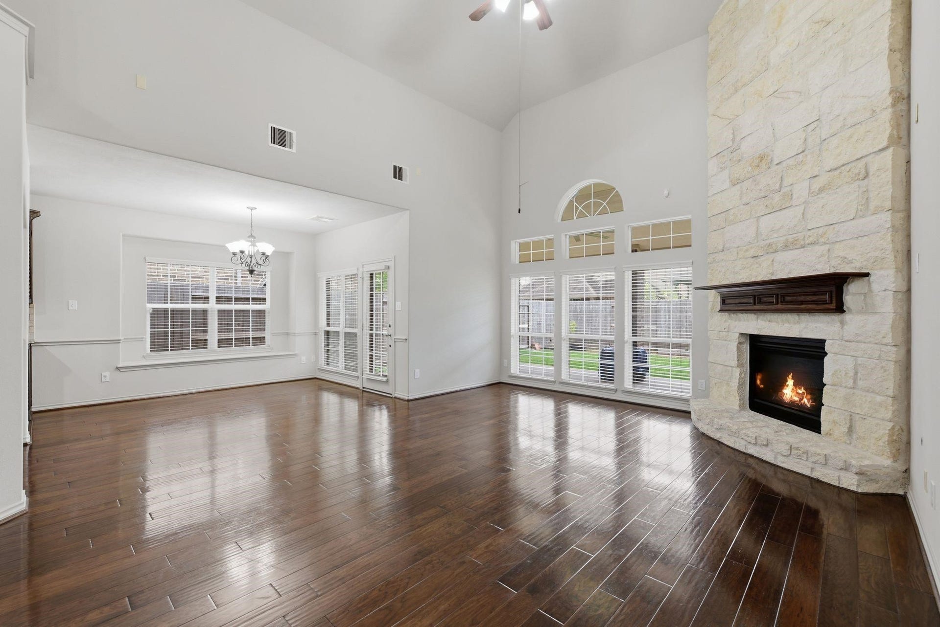 19903 Senterra Lakes Boulevard, Spring, TX 77379 19903 Senterra Lakes Boulevard, Spring, TX 77379