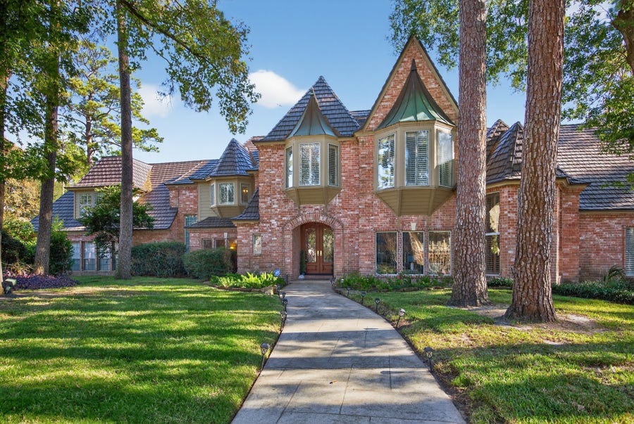 Property photo for 8807 Chelmsford Lane, Spring, TX