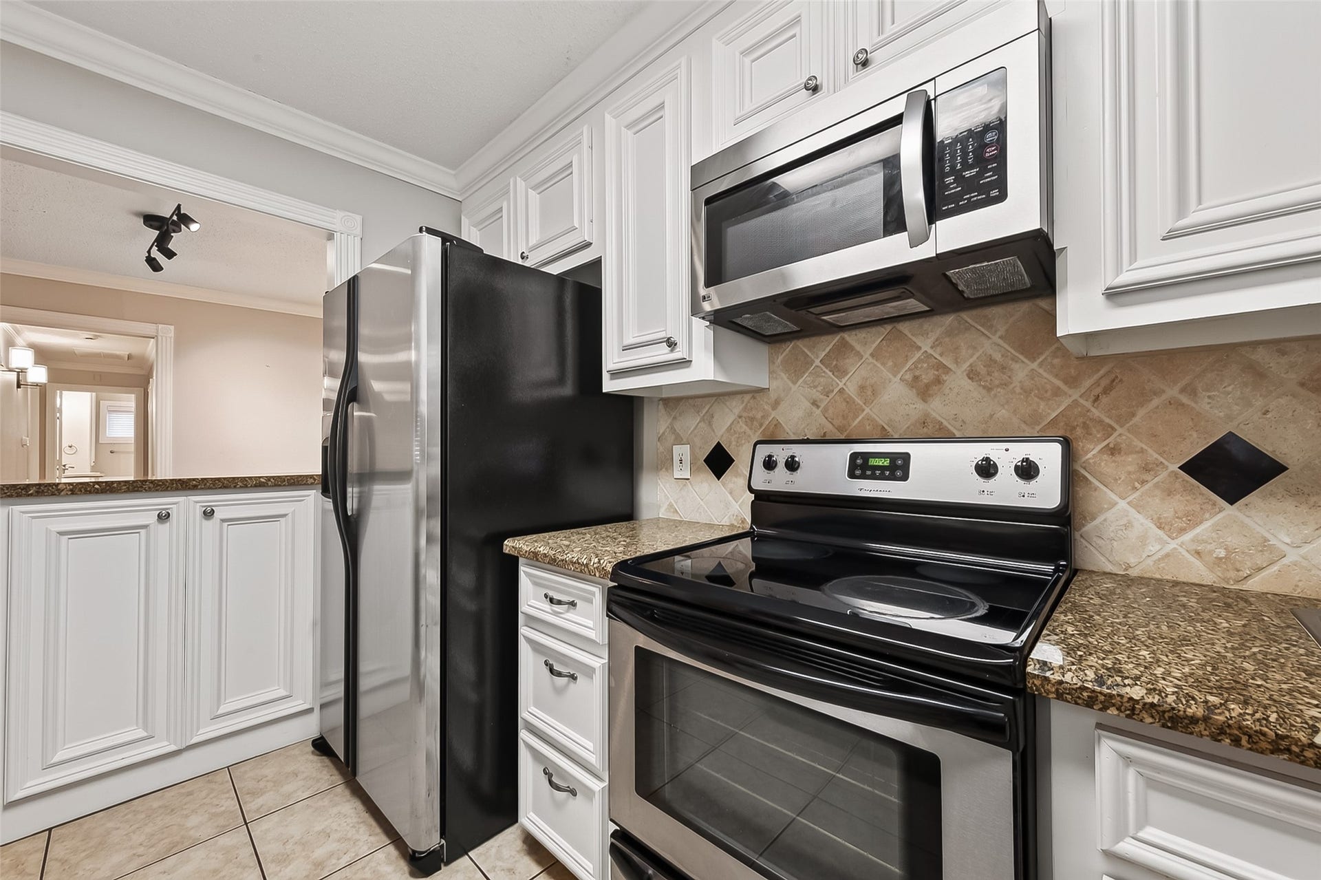 4727 Merwin Street, #A, Houston, TX 77027 4727 Merwin Street, #A, Houston, TX 77027