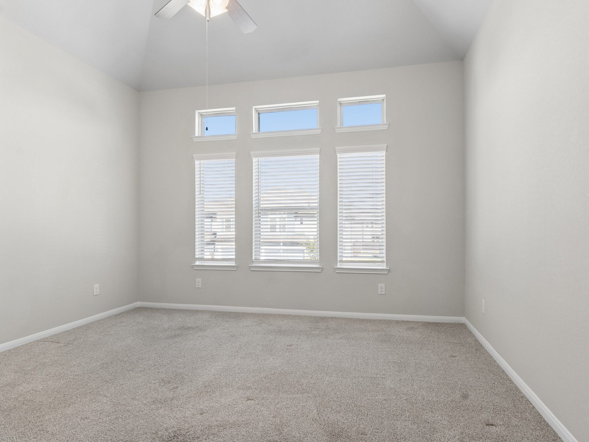 5516 Clarendon Hills Court, Pasadena, TX 77505