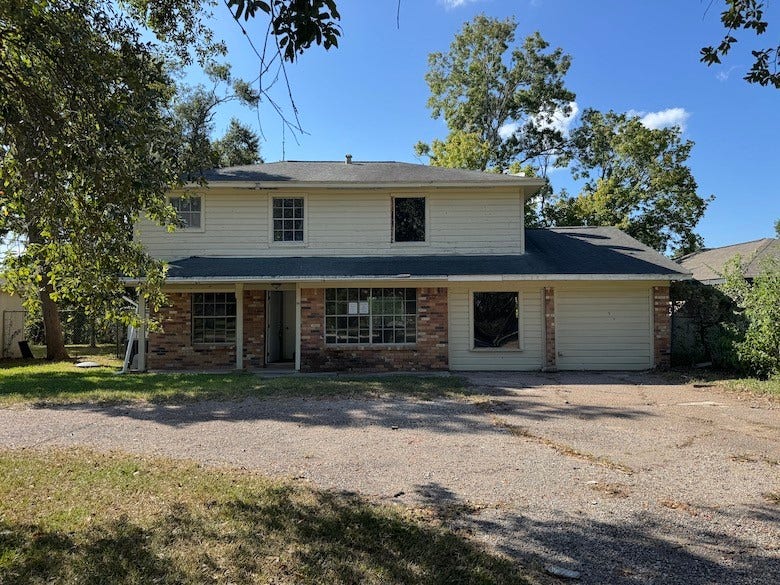 7818 Pin Oak Road, Alvin, TX 77511 7818 Pin Oak Road, Alvin, TX 77511