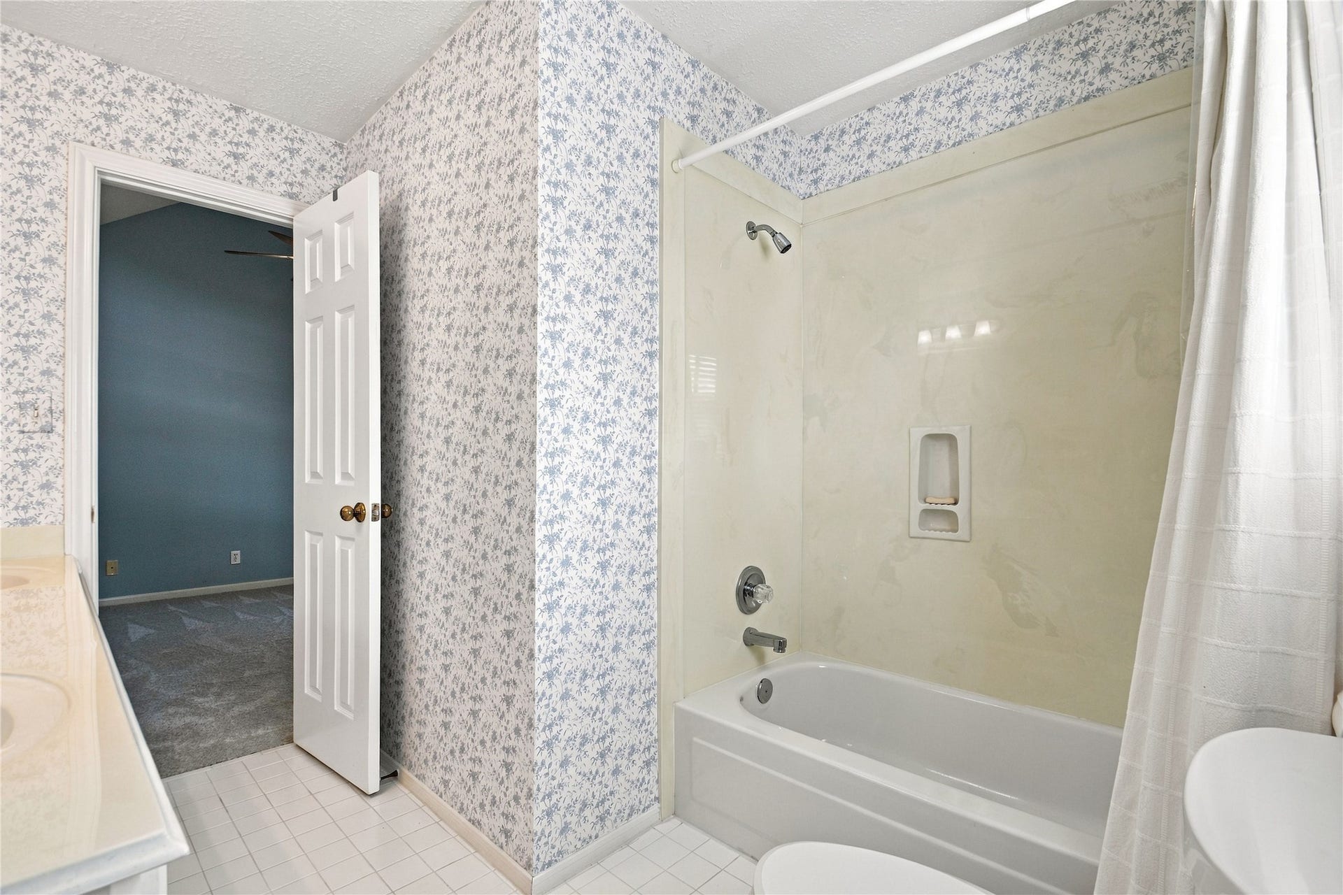 17111 Post Oak Hollow, Spring, TX 77379 17111 Post Oak Hollow, Spring, TX 77379