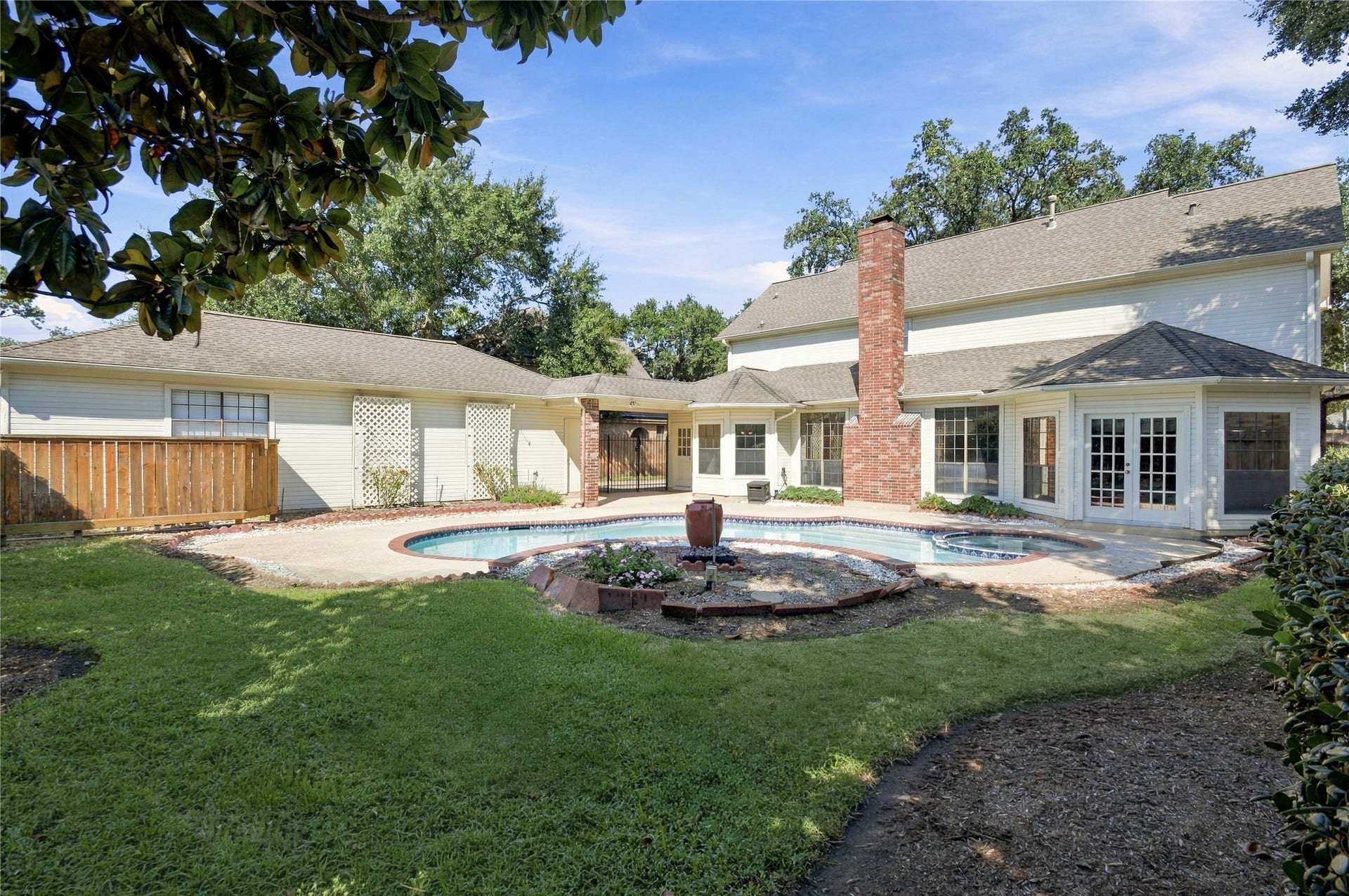 17111 Post Oak Hollow, Spring, TX 77379 17111 Post Oak Hollow, Spring, TX 77379