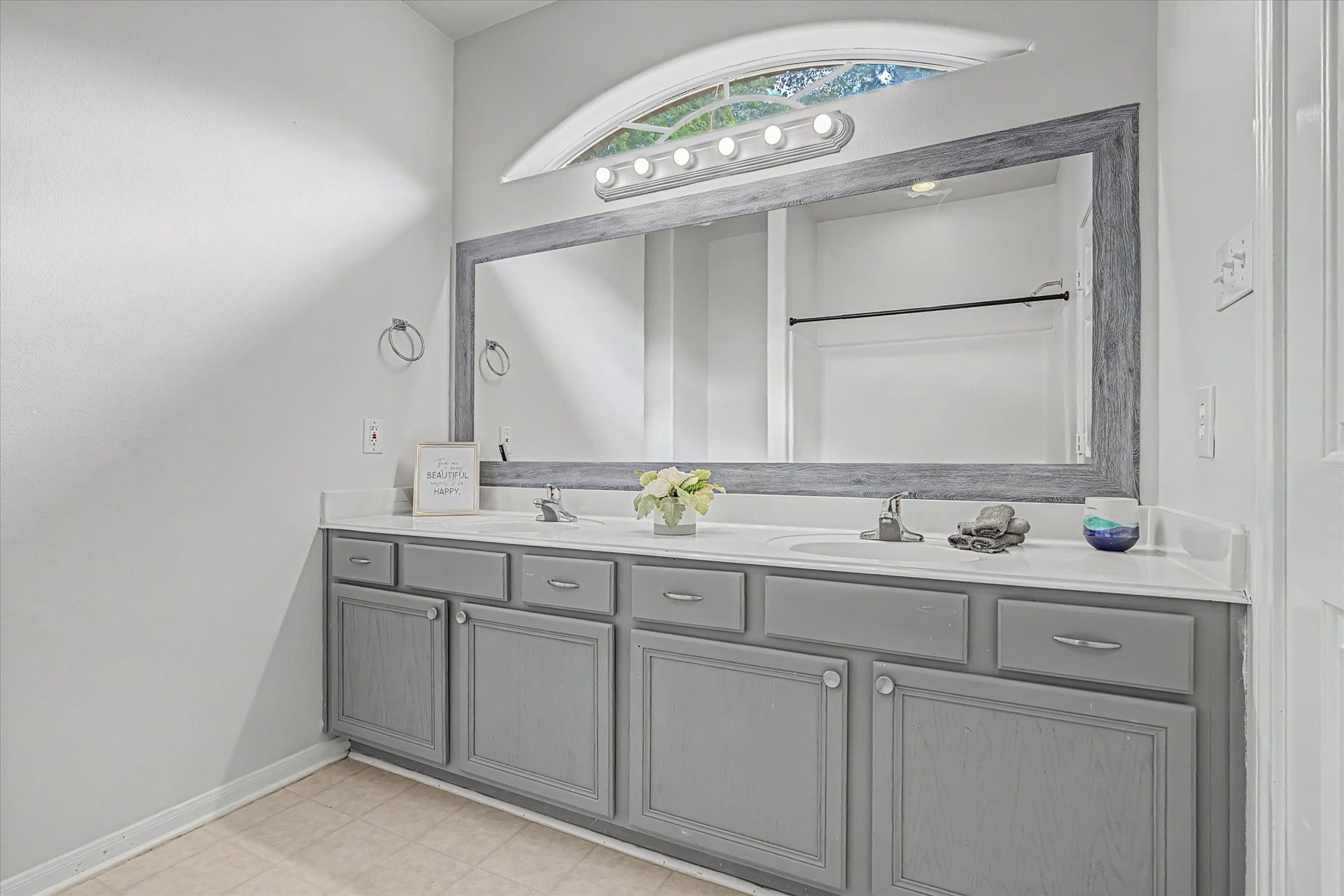 Double Sink Primary Bath