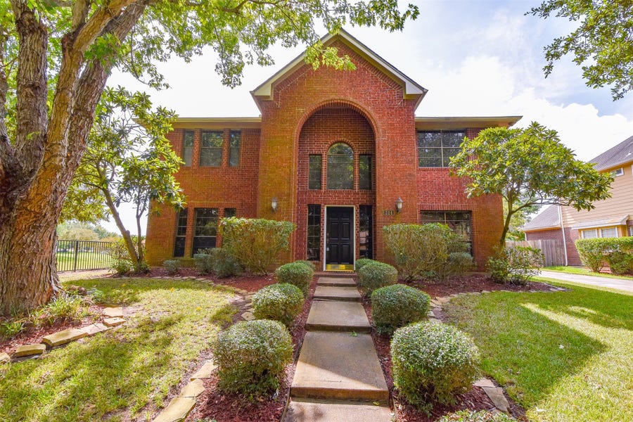 Property photo for 314 Spencers Glen Drive, Sugar Land, TX