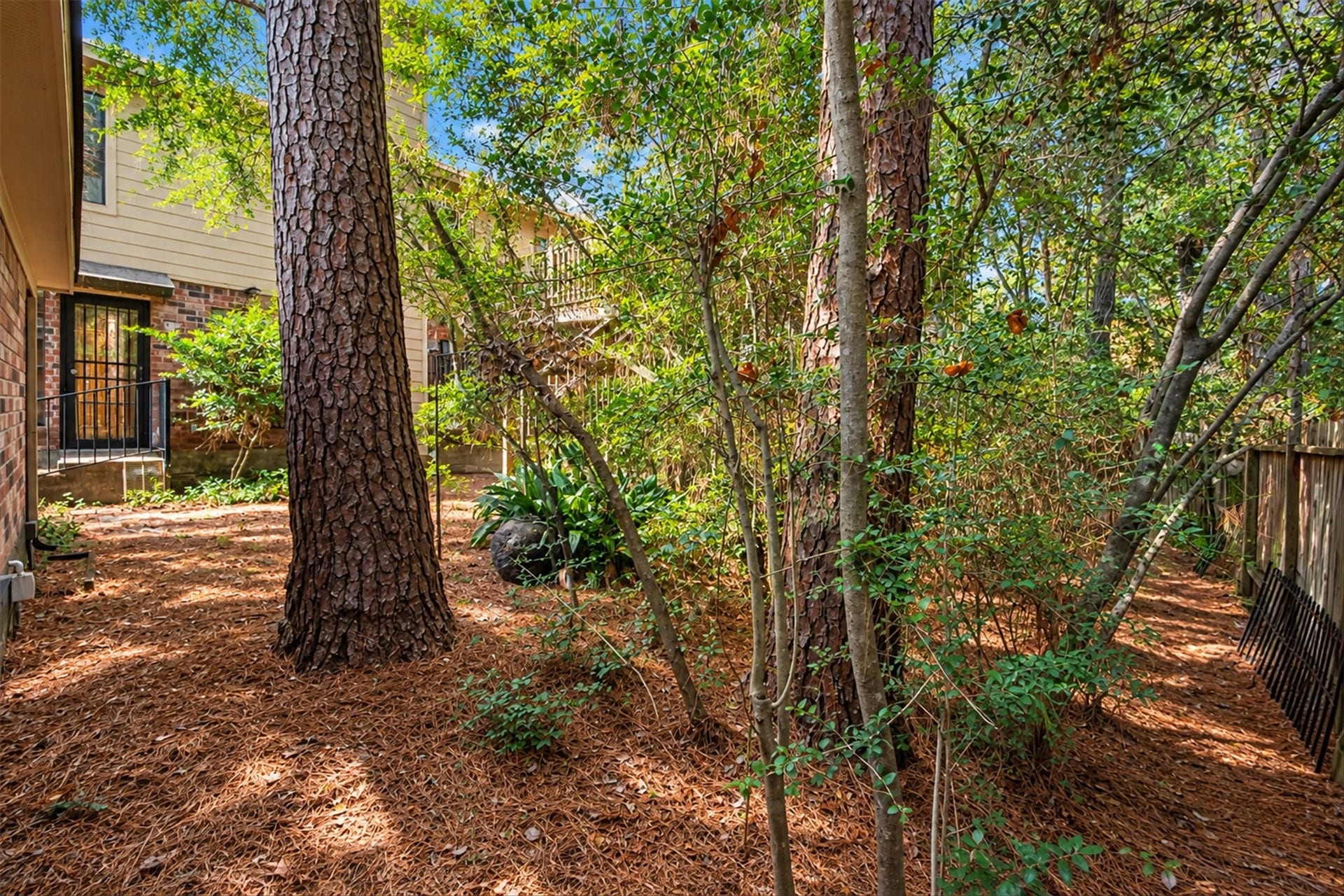 42 Thorn Berry Place, The Woodlands, TX 77381 42 Thorn Berry Place, The Woodlands, TX 77381