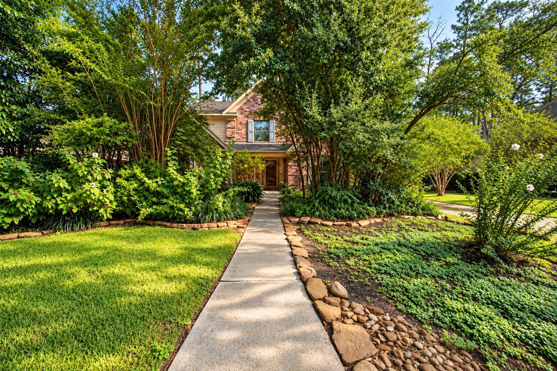 42 Thorn Berry Place, The Woodlands, TX 77381 42 Thorn Berry Place, The Woodlands, TX 77381