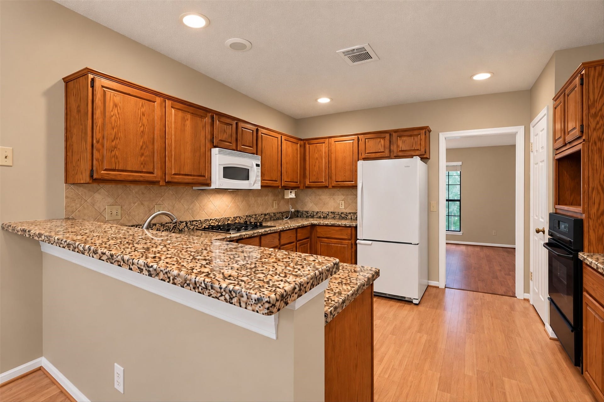 42 Thorn Berry Place, The Woodlands, TX 77381 42 Thorn Berry Place, The Woodlands, TX 77381