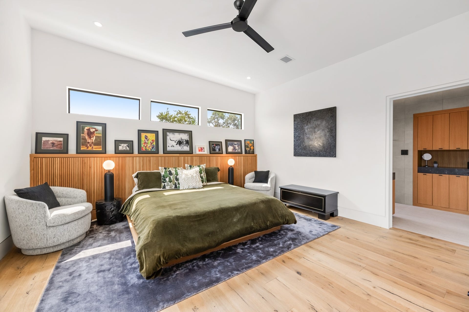 4130 Glenshire Street, Houston, TX 77025 4130 Glenshire Street, Houston, TX 77025