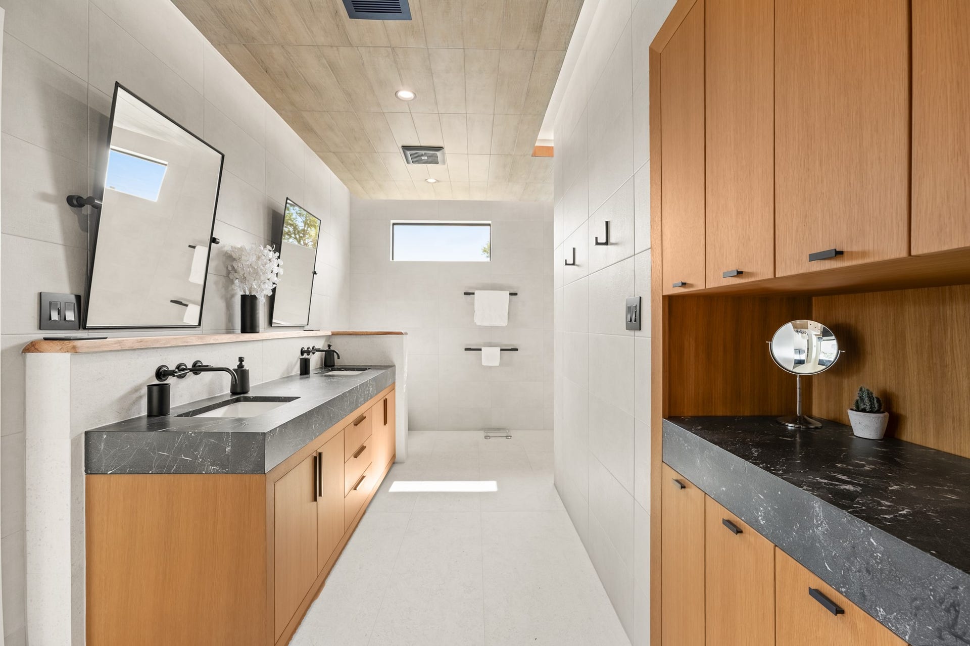 4130 Glenshire Street, Houston, TX 77025 4130 Glenshire Street, Houston, TX 77025