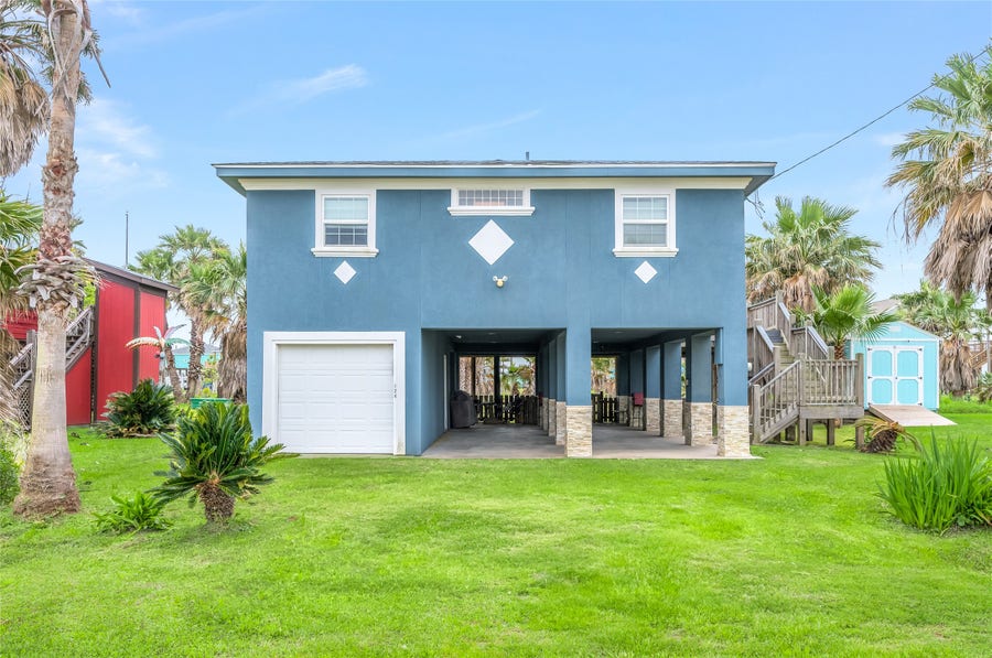 Property photo for 124 Mae Cir N, Crystal Beach, TX