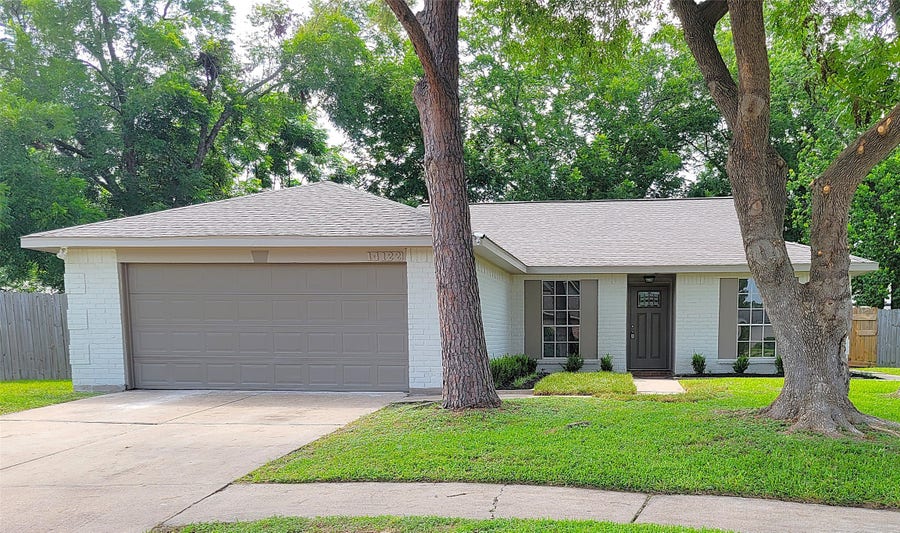Property photo for 14122 Country Manor Drive, Sugar Land, TX