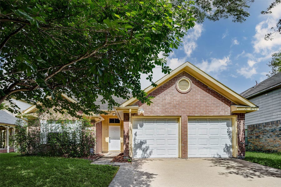 Property photo for 11956 Braes Park Drive, Houston, TX