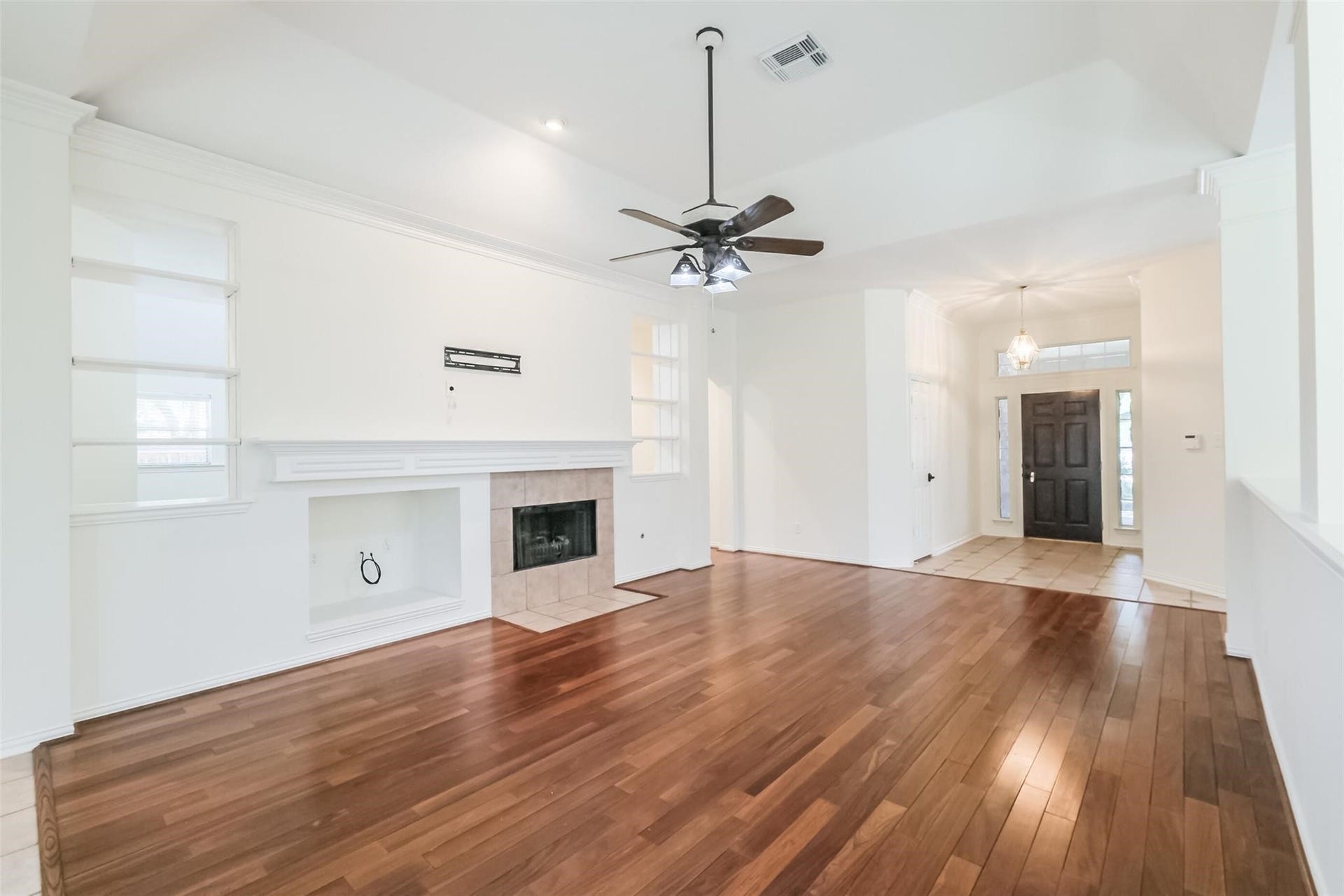 3819 Bailey Lane, Missouri City, TX 77459 3819 Bailey Lane, Missouri City, TX 77459