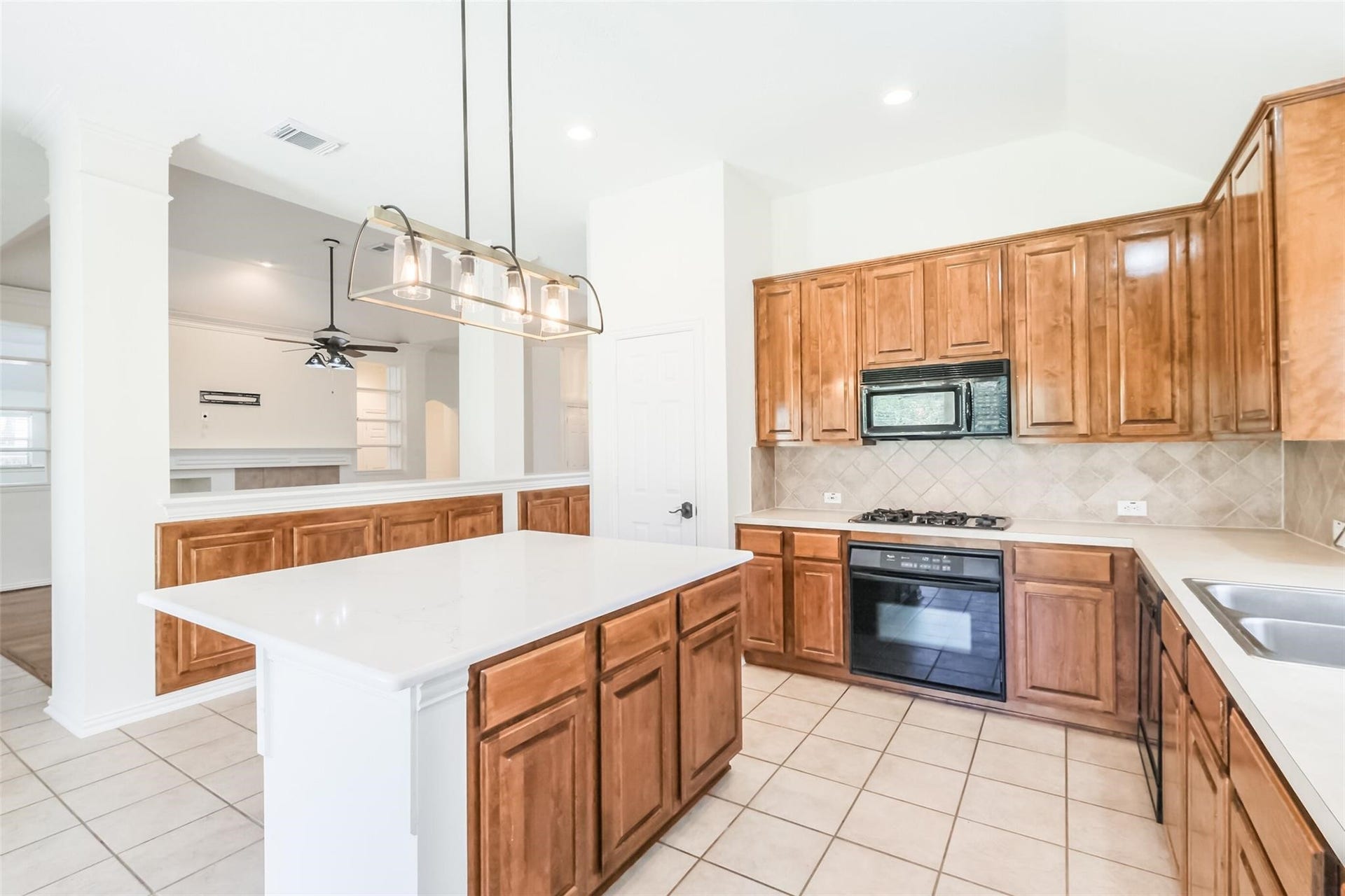 3819 Bailey Lane, Missouri City, TX 77459 3819 Bailey Lane, Missouri City, TX 77459