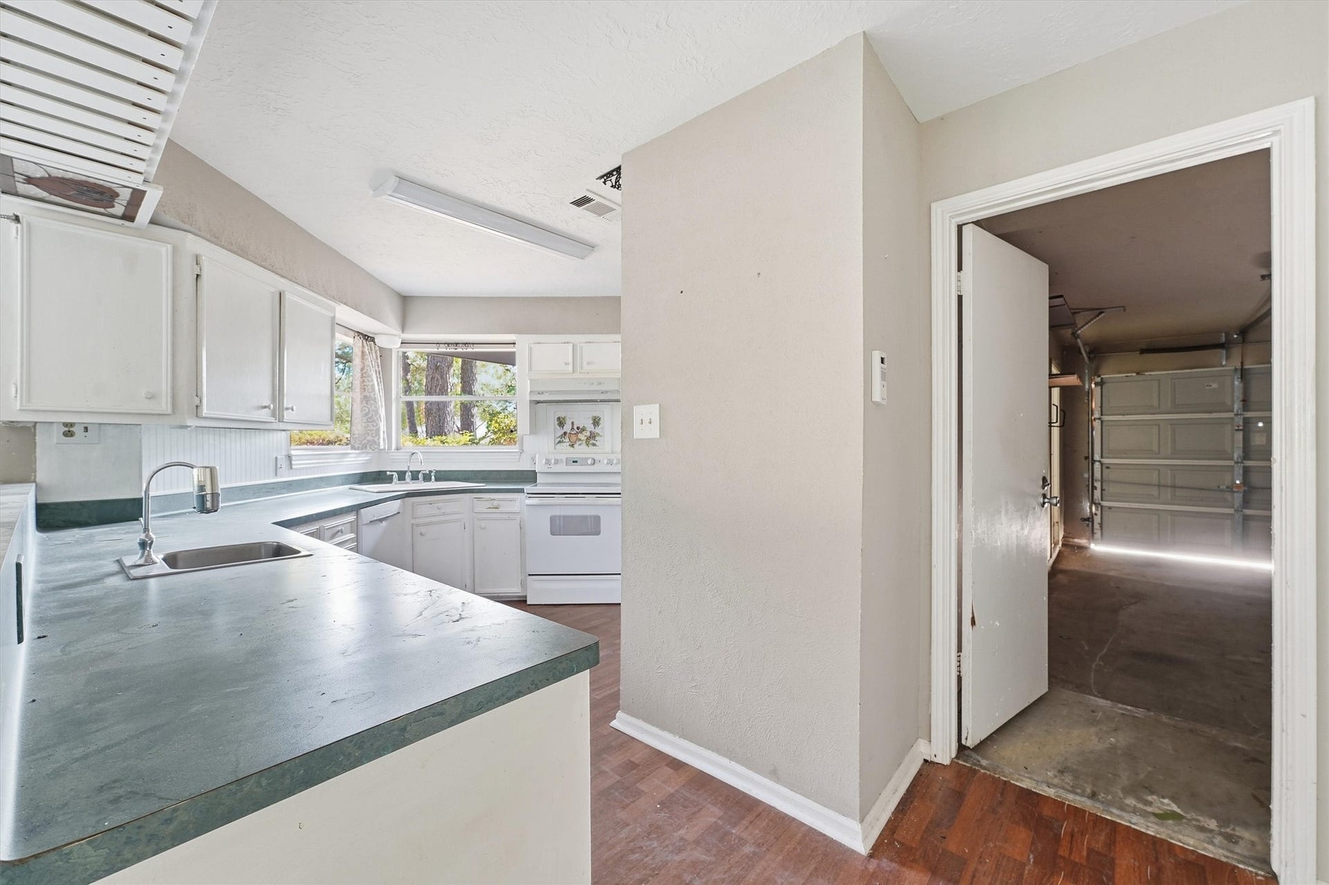 3523 Woodland Lane, Montgomery, TX 77356 3523 Woodland Lane, Montgomery, TX 77356