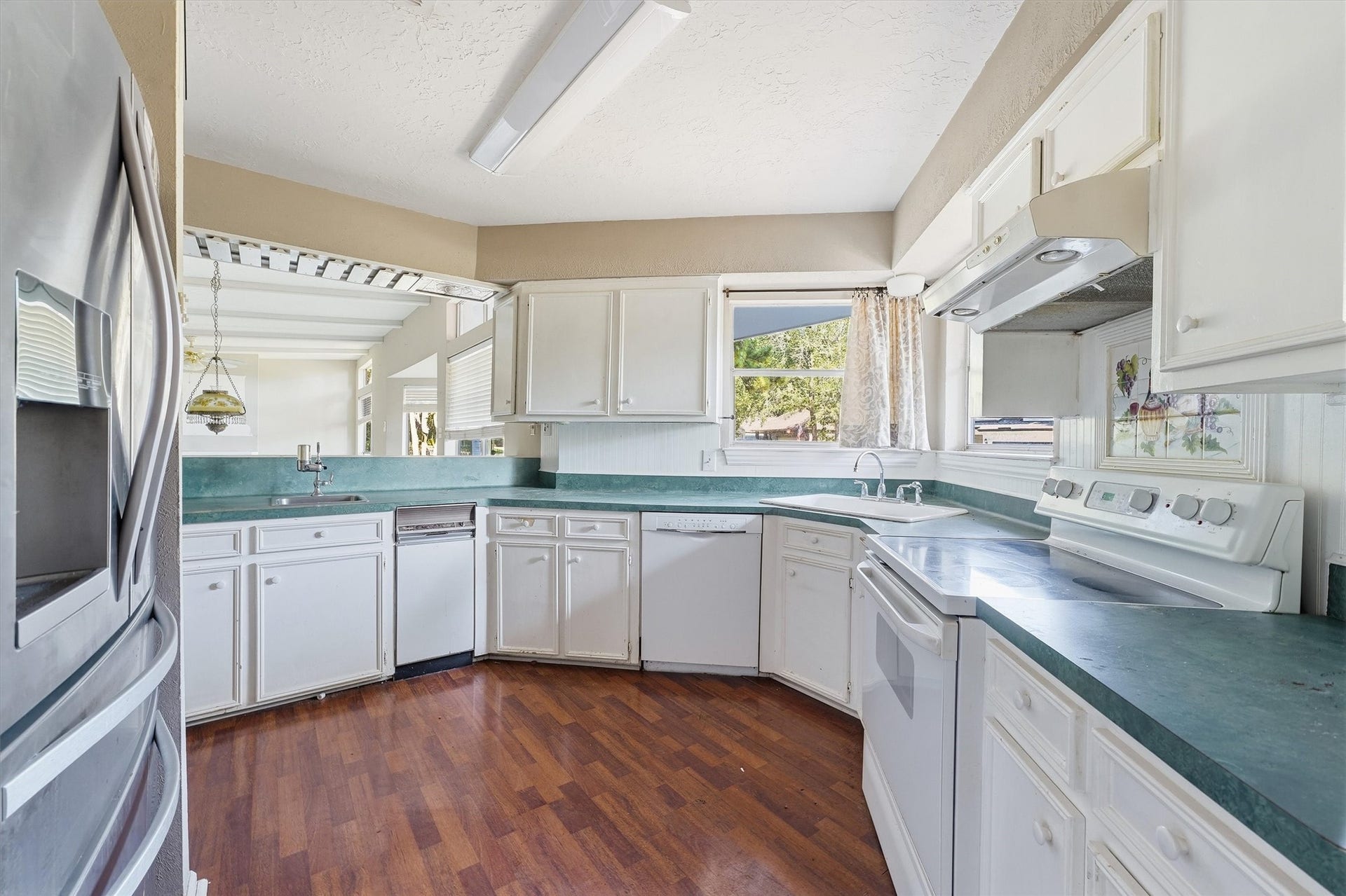 3523 Woodland Lane, Montgomery, TX 77356 3523 Woodland Lane, Montgomery, TX 77356