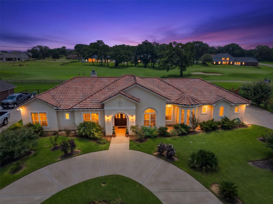 Property photo for 230 Lawrence Marshall Drive, Hempstead, TX
