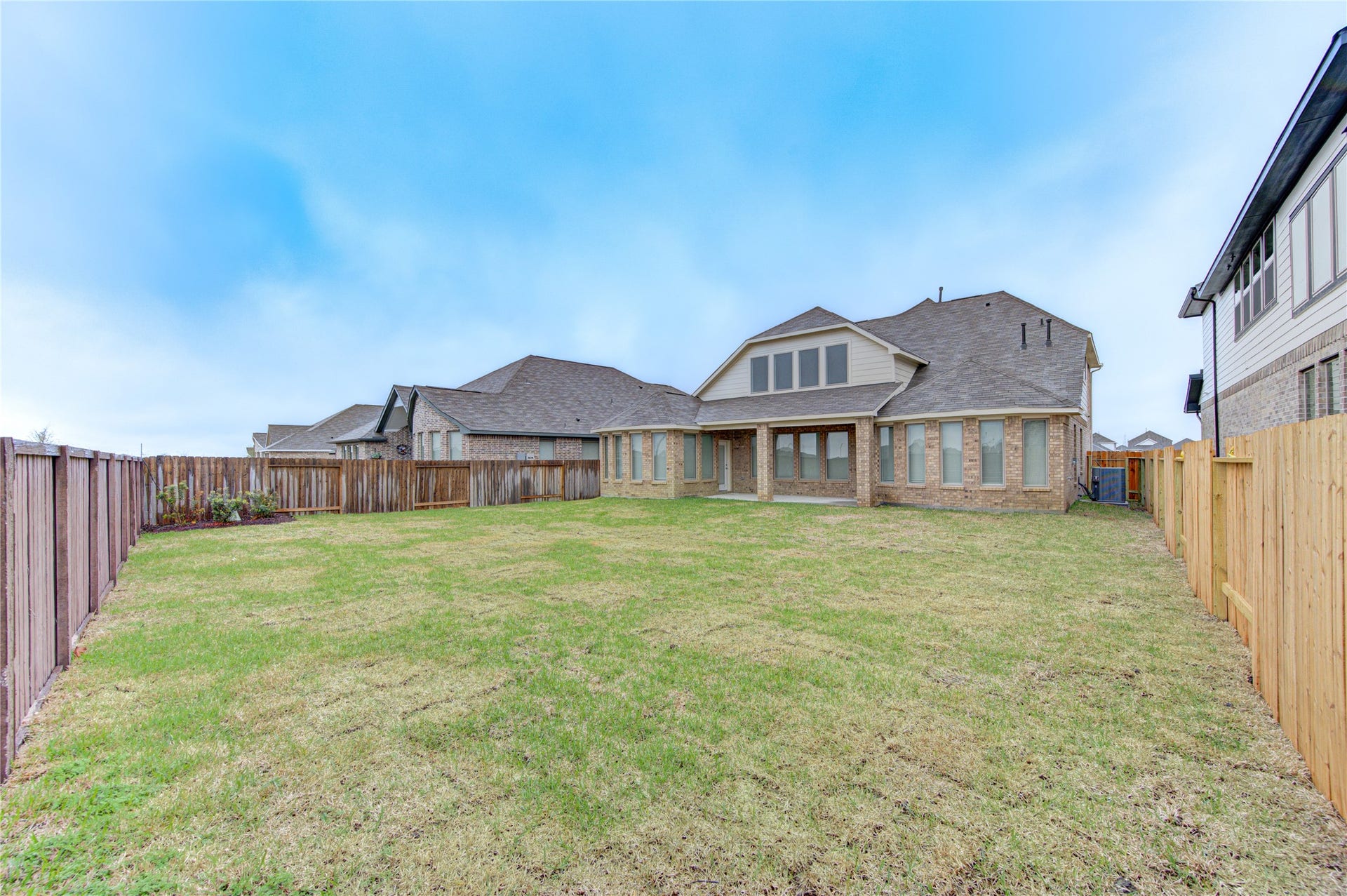 8914 Granary Gate Lane, Richmond, TX 77407
