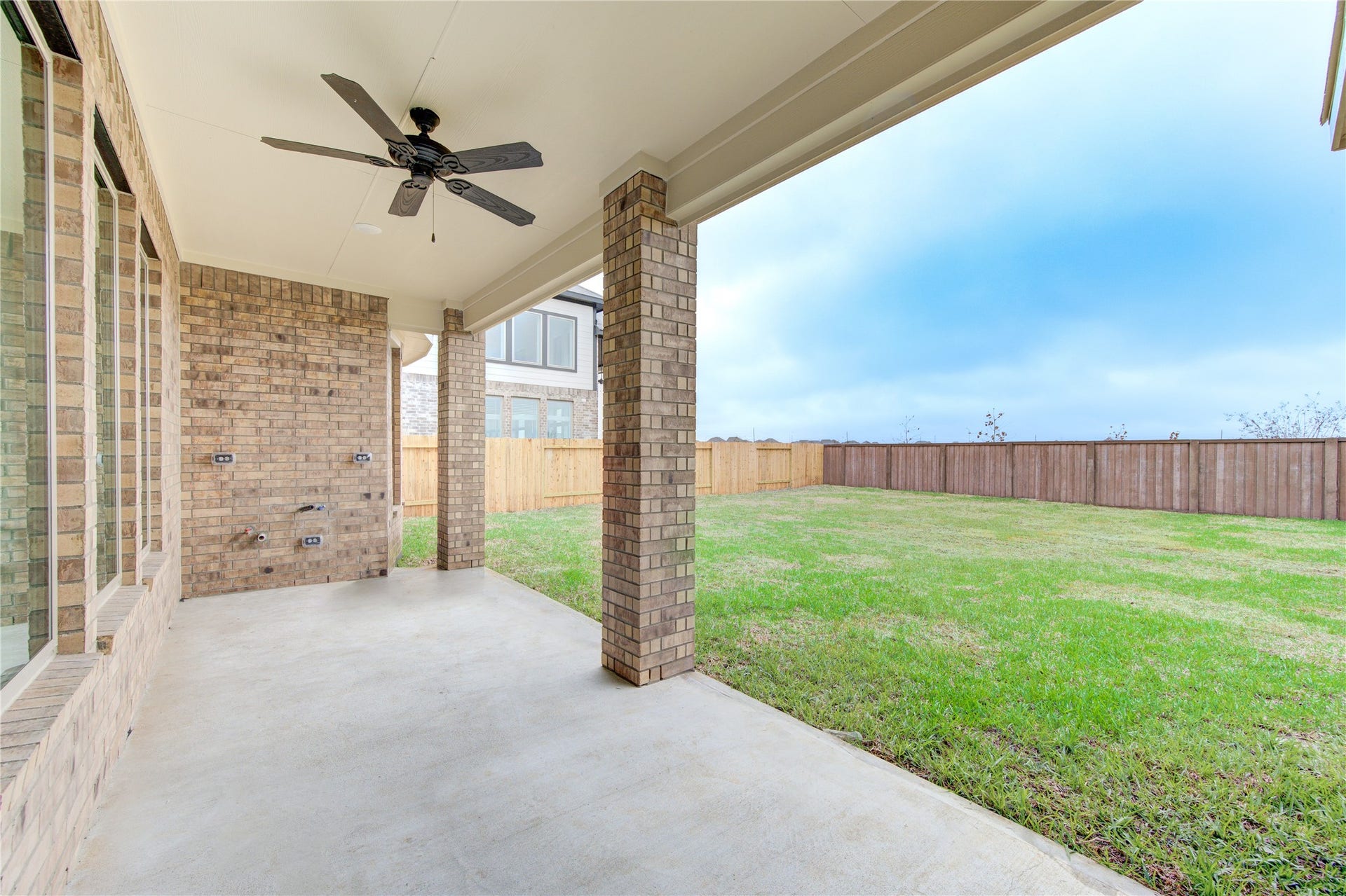 8914 Granary Gate Lane, Richmond, TX 77407