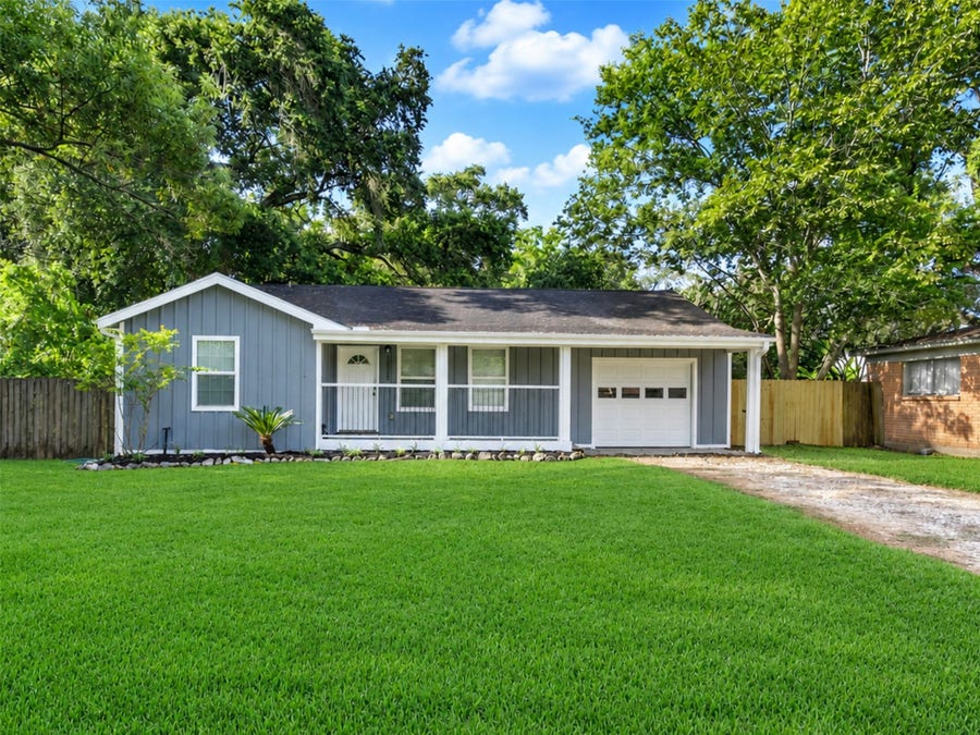 Property photo for 12313 23rd Street, Santa Fe, TX