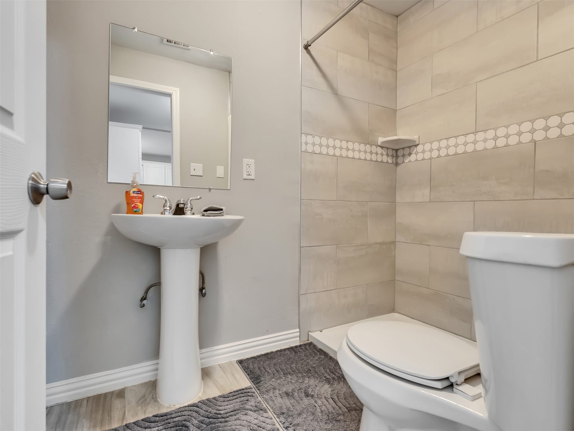 12313 23rd Street, Santa Fe, TX 77510 Updated secondary bathroom.