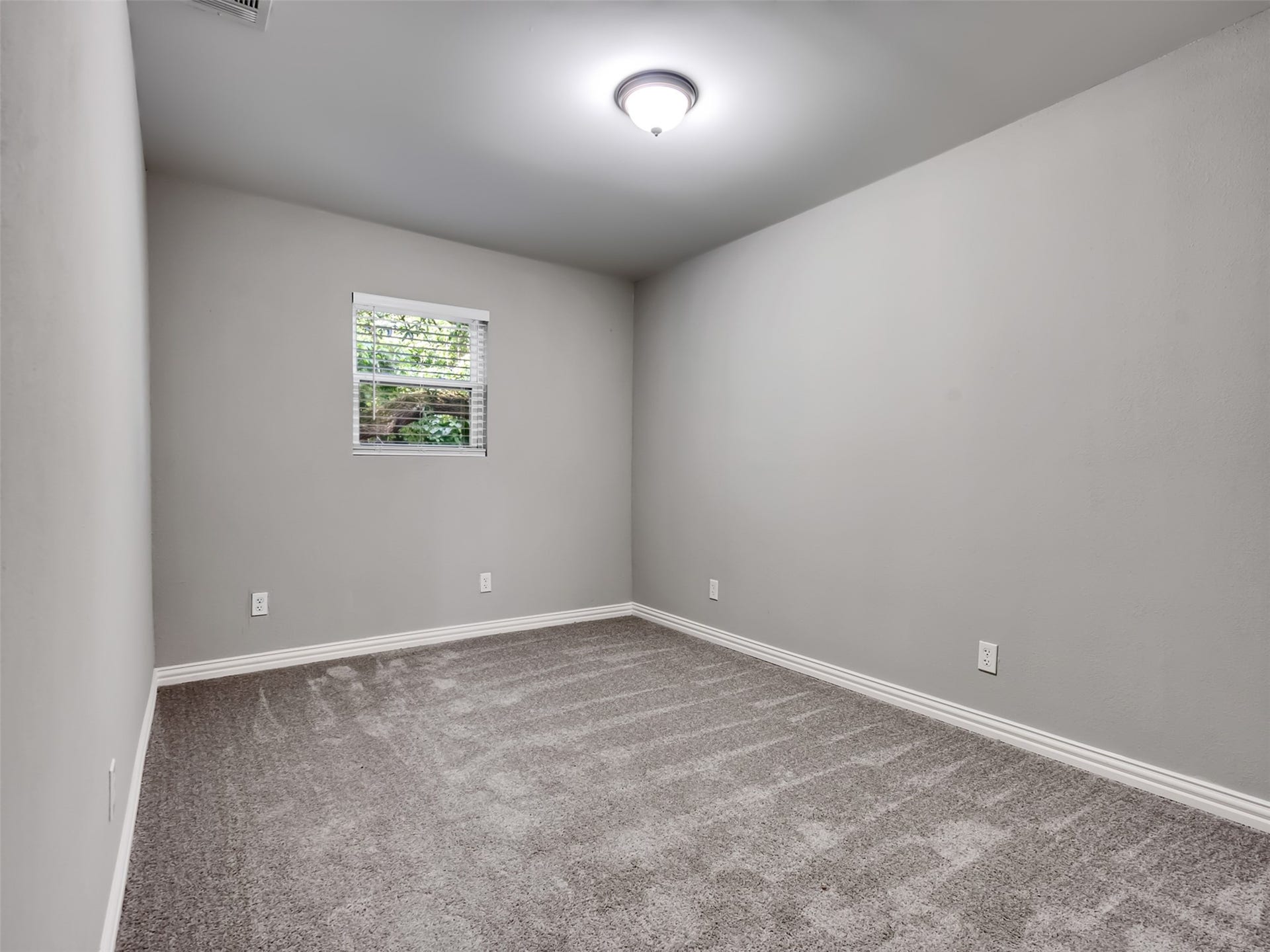 12313 23rd Street, Santa Fe, TX 77510 Secondary bedroom #2