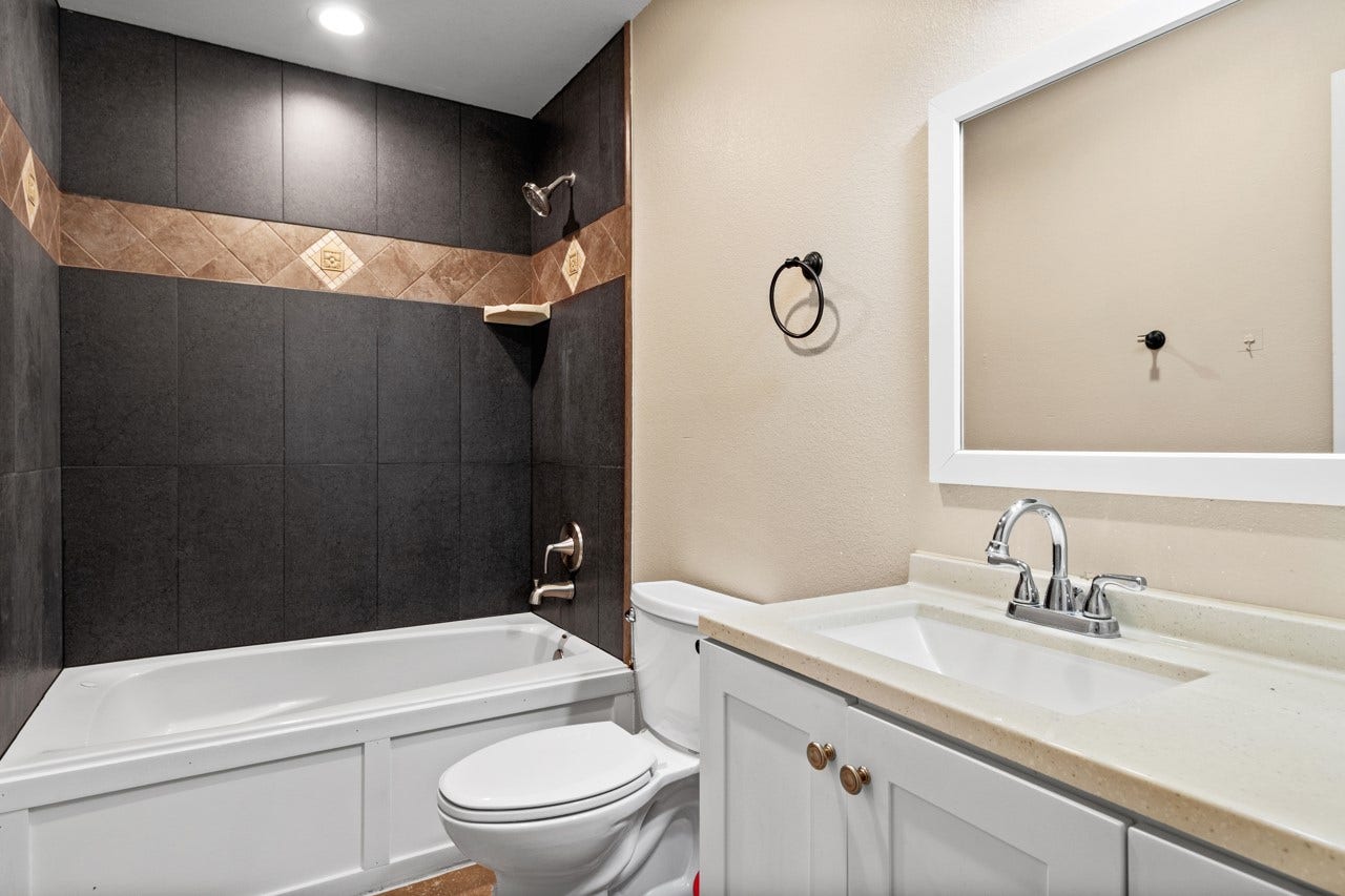 3723 Putnam Drive, Bacliff, TX 77518 3723 Putnam Drive, Bacliff, TX 77518