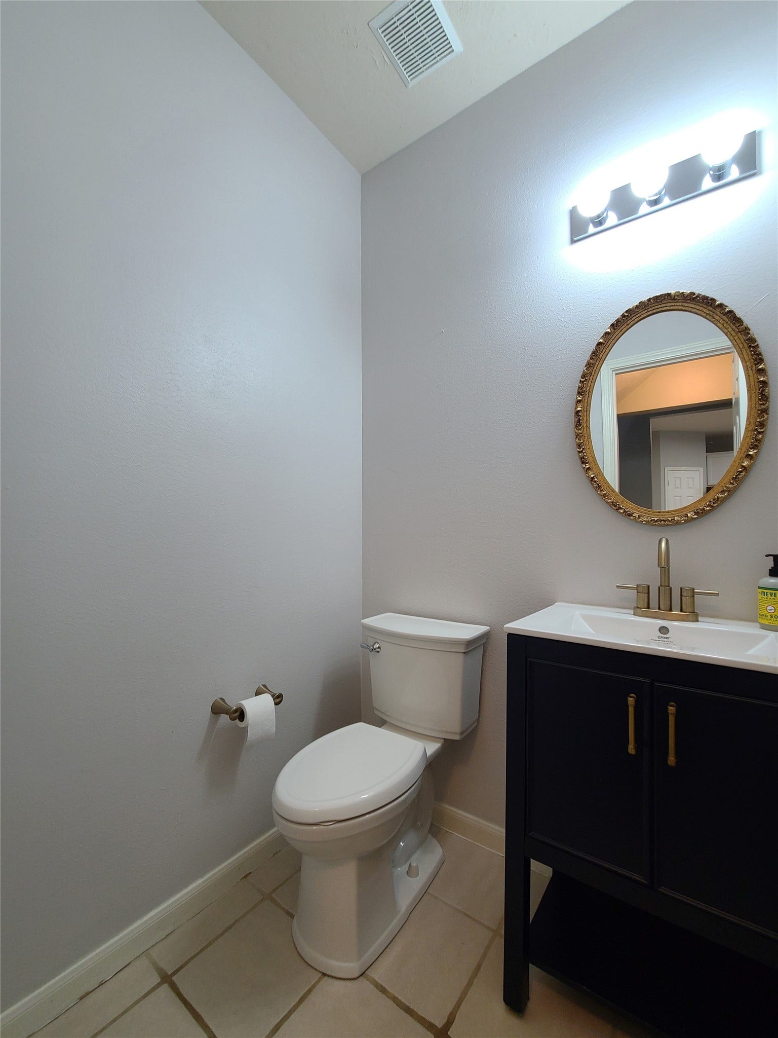 1st-floor guest bathroom