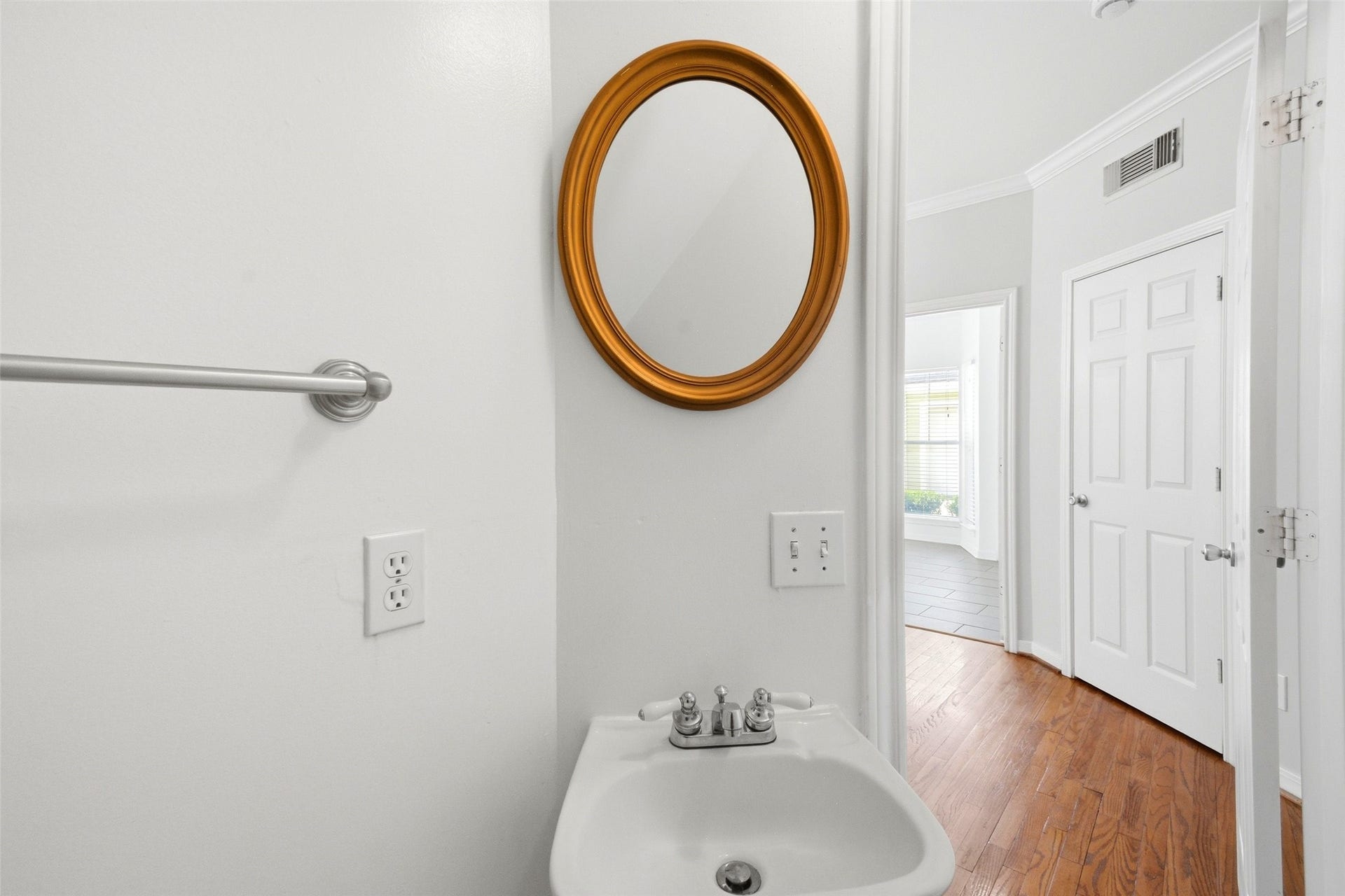 2409 North Boulevard, #A, Houston, TX 77098 2409 North Boulevard, #A, Houston, TX 77098