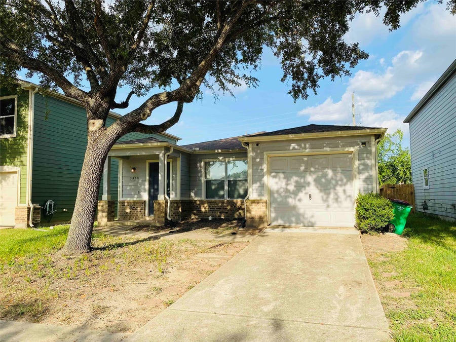 Property photo for 3319 Becker Glen Street, Fresno, TX